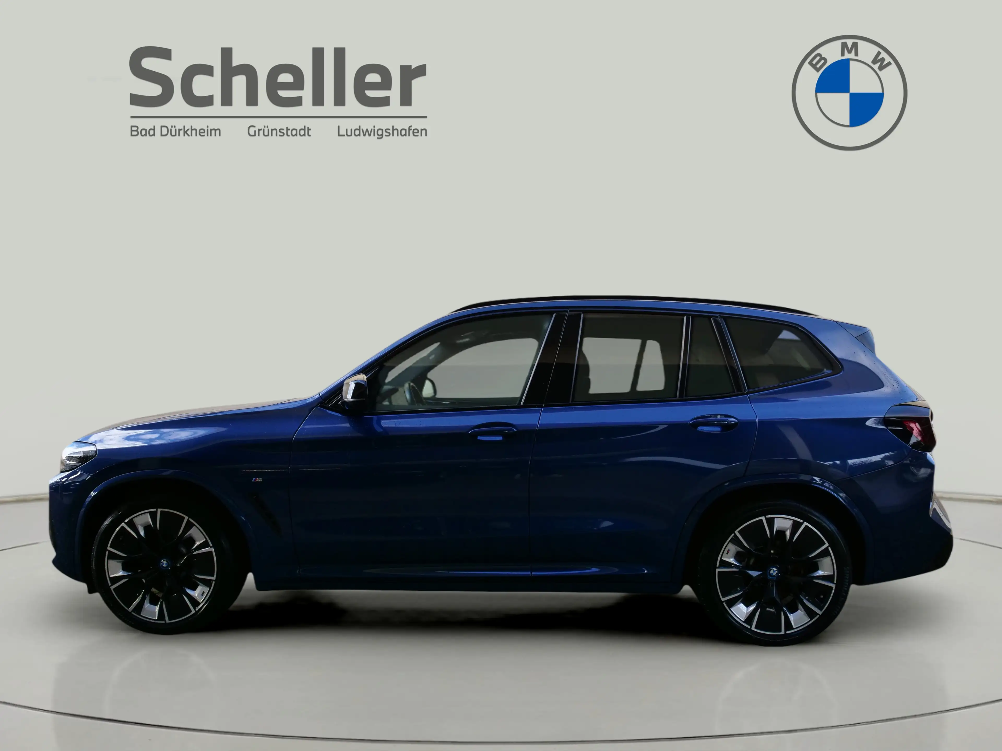 BMW iX3 — photo 5