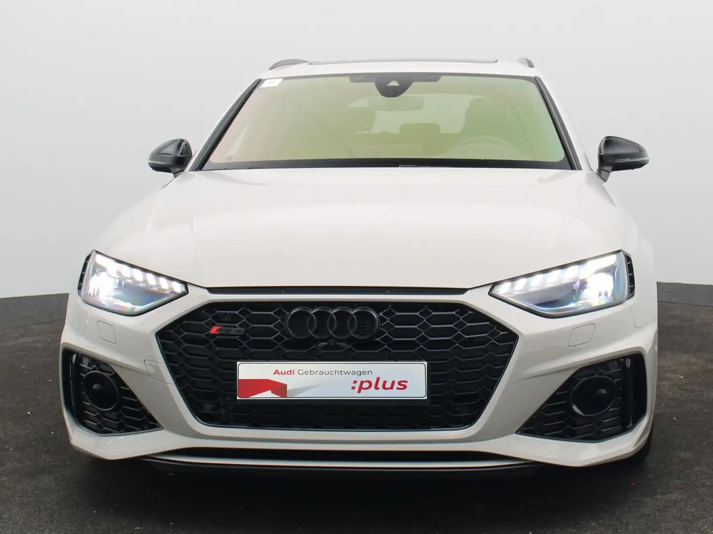 Audi RS4 / RS competition+, Vmax290, Pano, AHK Beige - 2