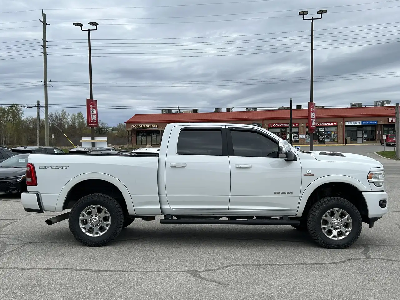 RAM 2500 снимка RAM 2500