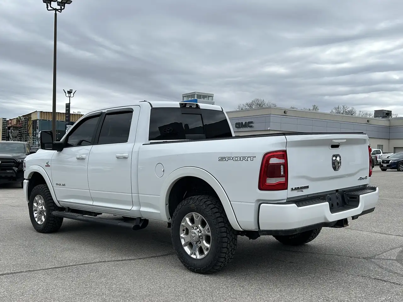 RAM 2500 снимка RAM 2500