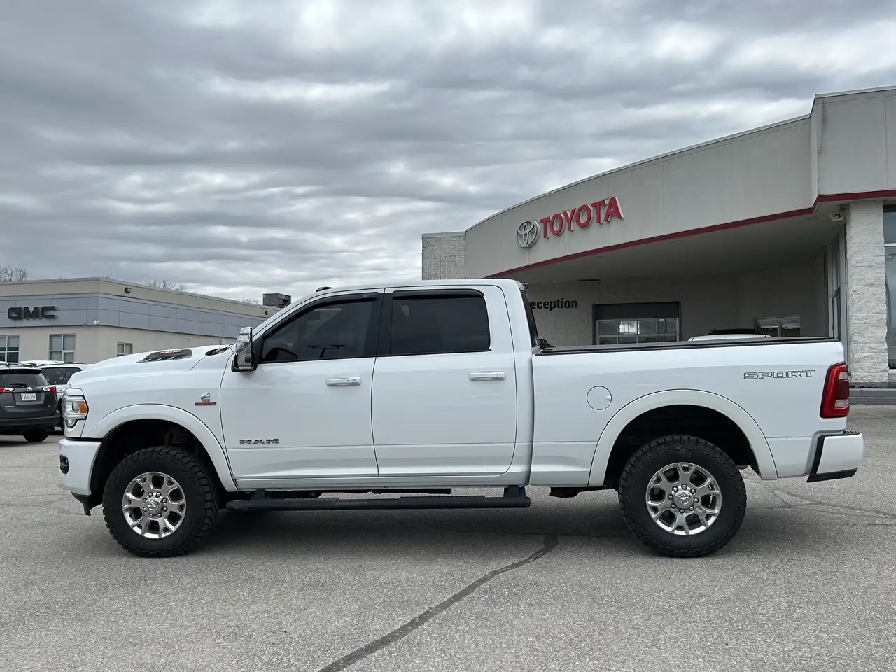 RAM 2500 снимка RAM 2500