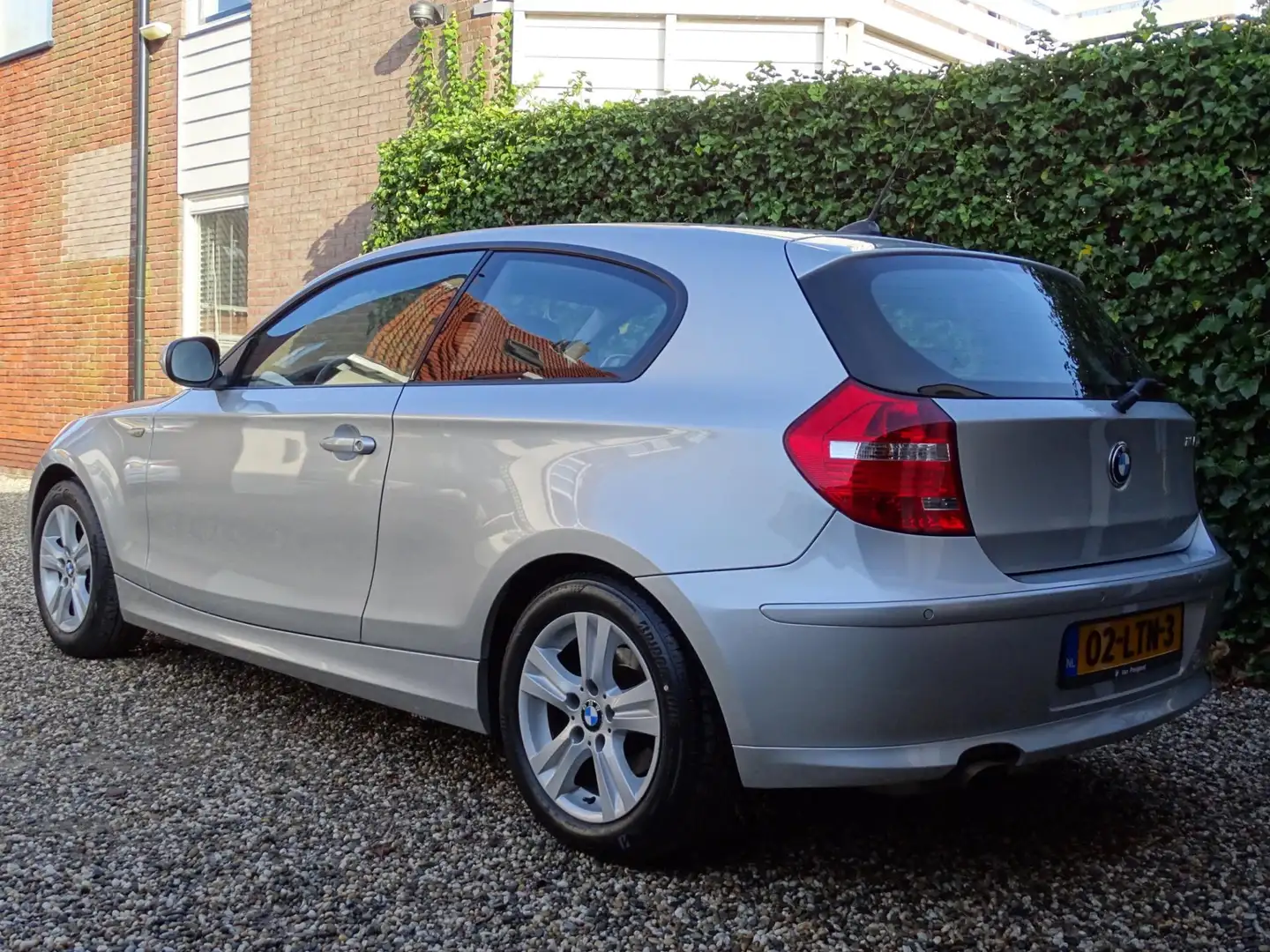 BMW 116 1-serie 116i Business Sport Line | N.A.P. | 1e eig Gris - 2