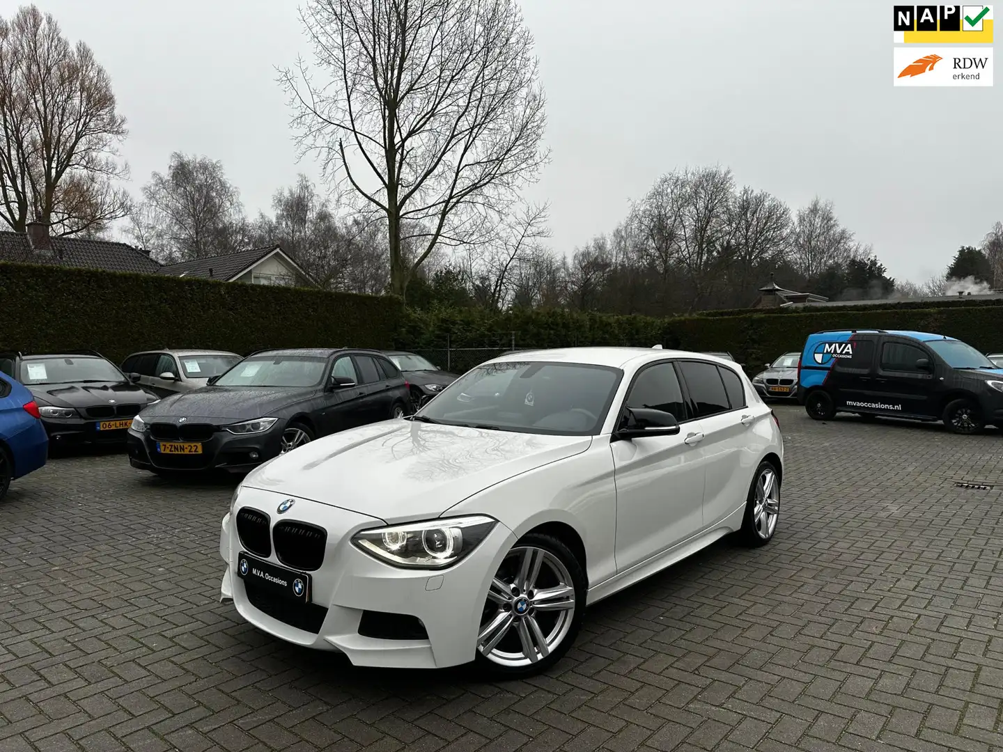 BMW 116 1-serie 116i M Sport Edition High Executive|Nwe Ke Alb - 1