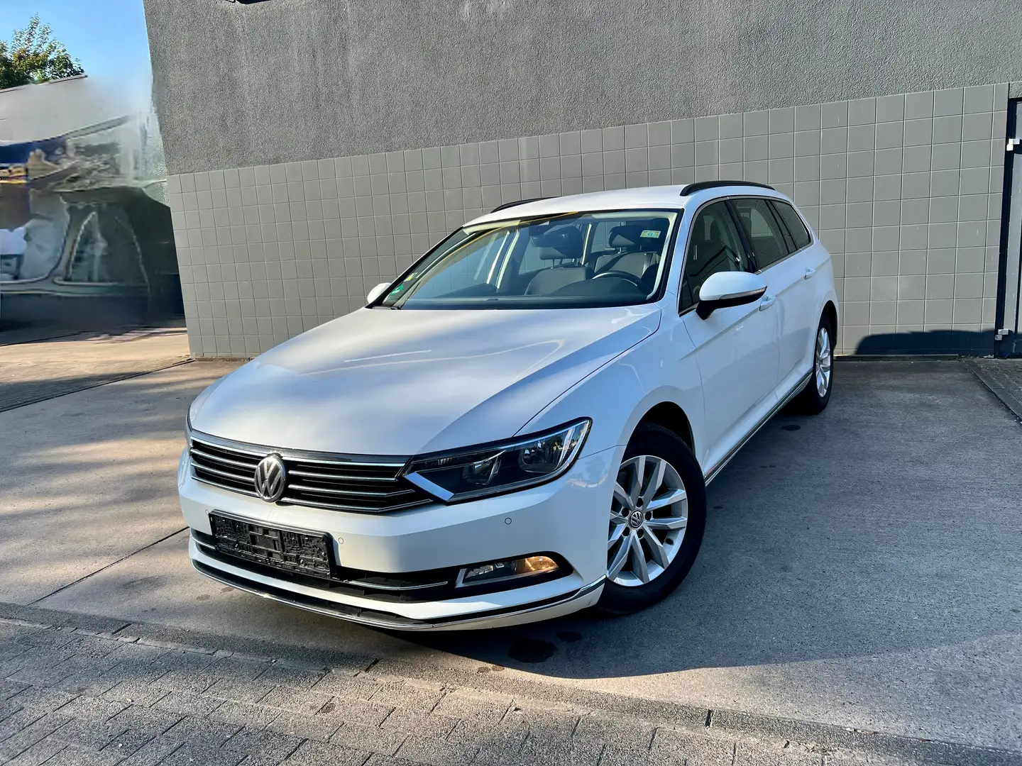 Volkswagen Passat Variant Comfortline BMT/Start-Stopp Automatik*MwSt Weiß - 1
