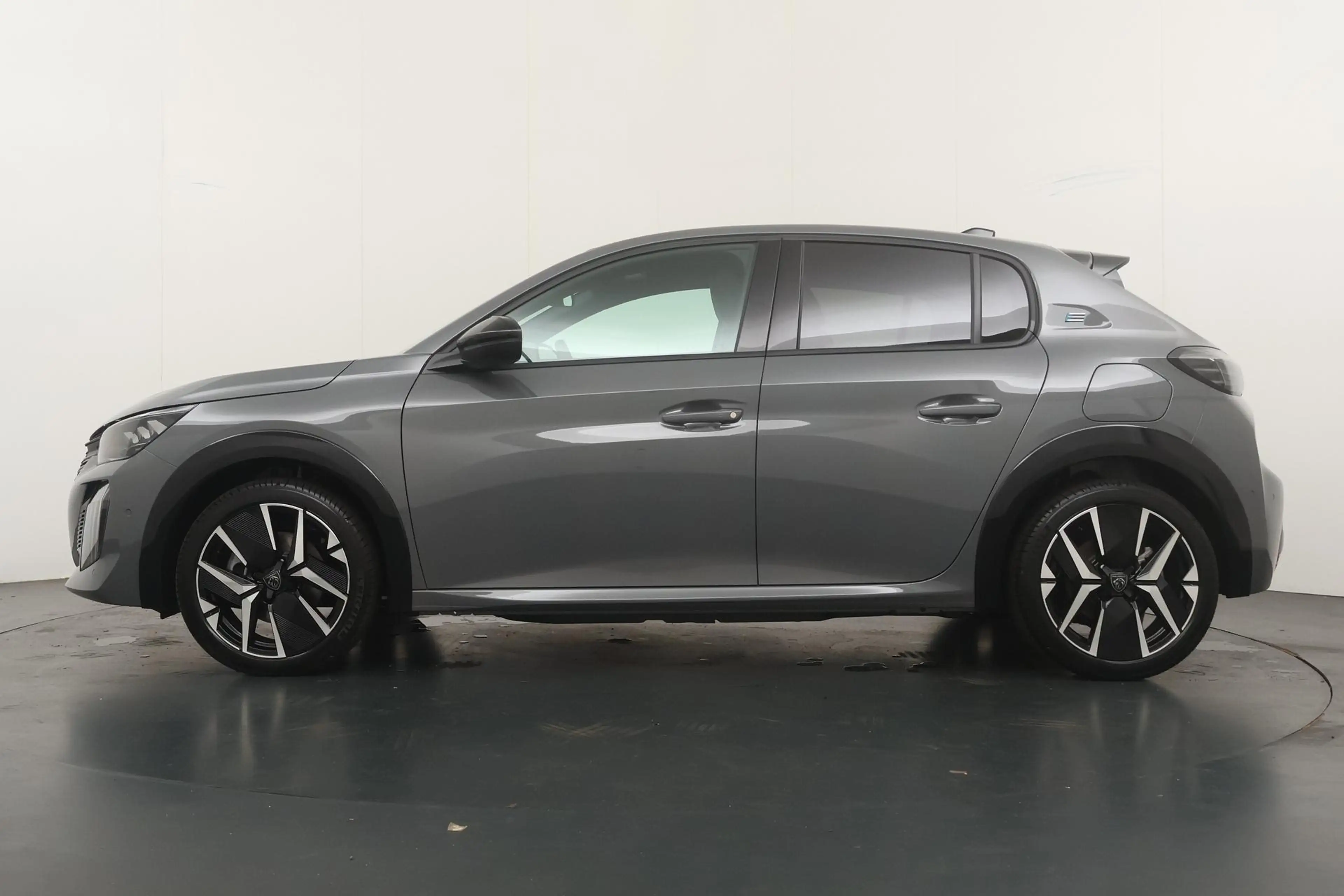 Peugeot e-208 EV GT Avantage 51 kWh | Climate Control | Camera | — photo 3