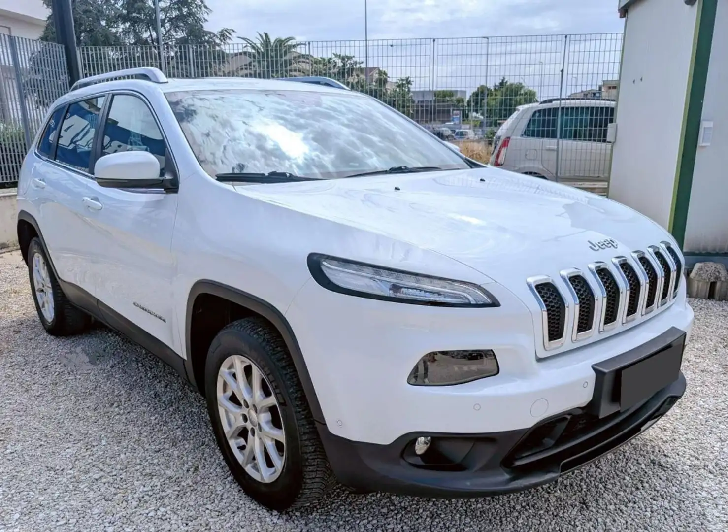 Jeep Cherokee 2.0 Mjt II 170CV 4WD Active Drive I Longitude Blanc - 2