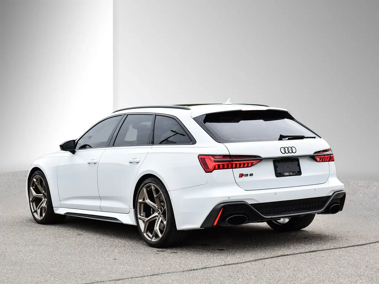 Audi RS6 снимка Audi RS6
