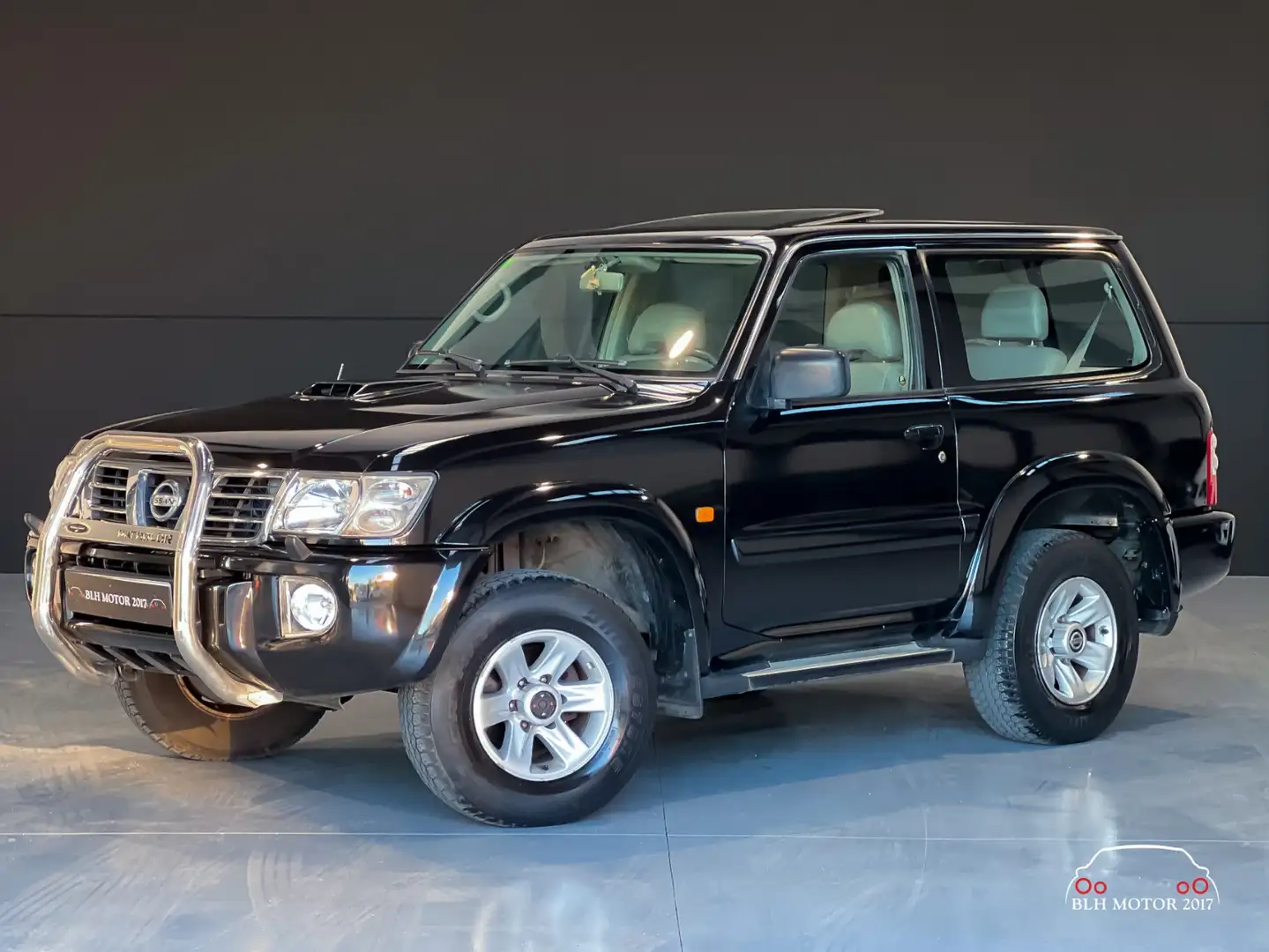 Nissan Patrol GR 3.0 Di Luxury Negro - 1