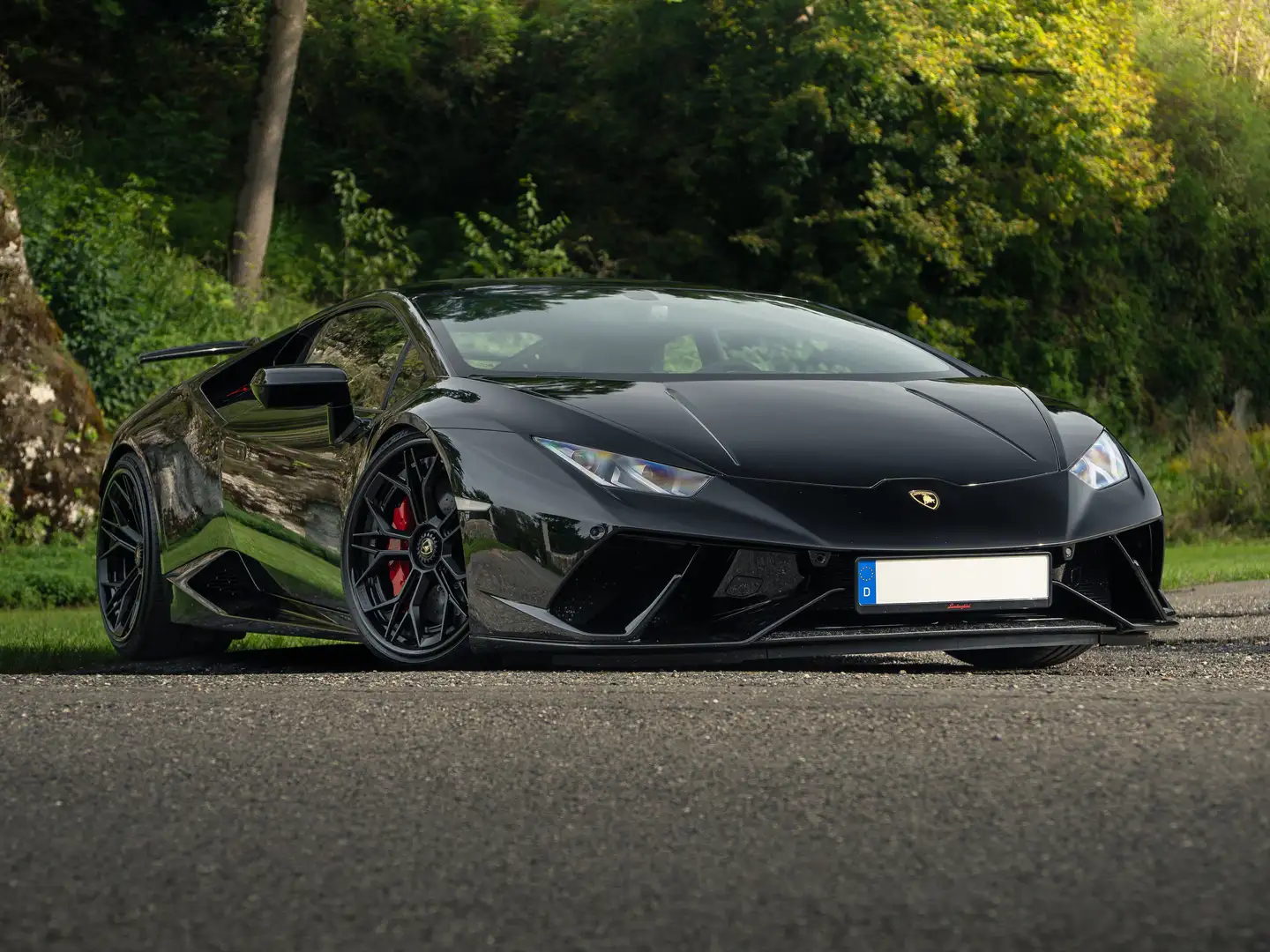 Lamborghini Huracán PERFOMANTE Schwarz - 2