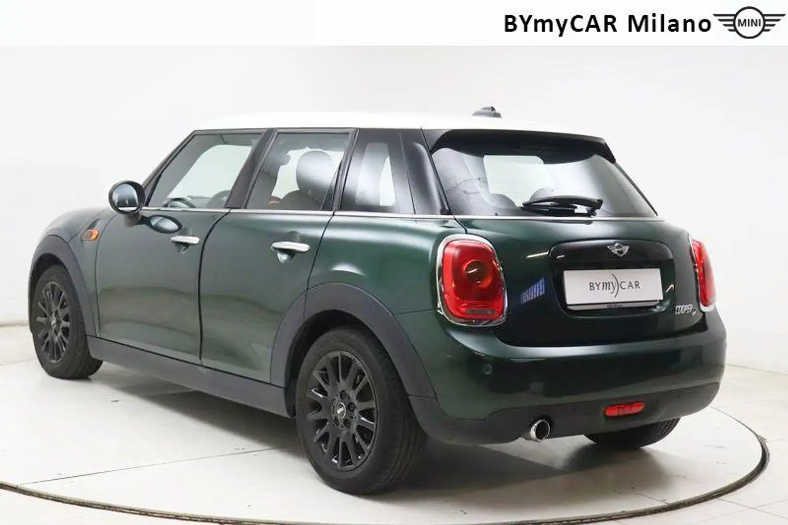 MINI Cooper D 1.5 D Cooper D Business XL Auto Grün - 2