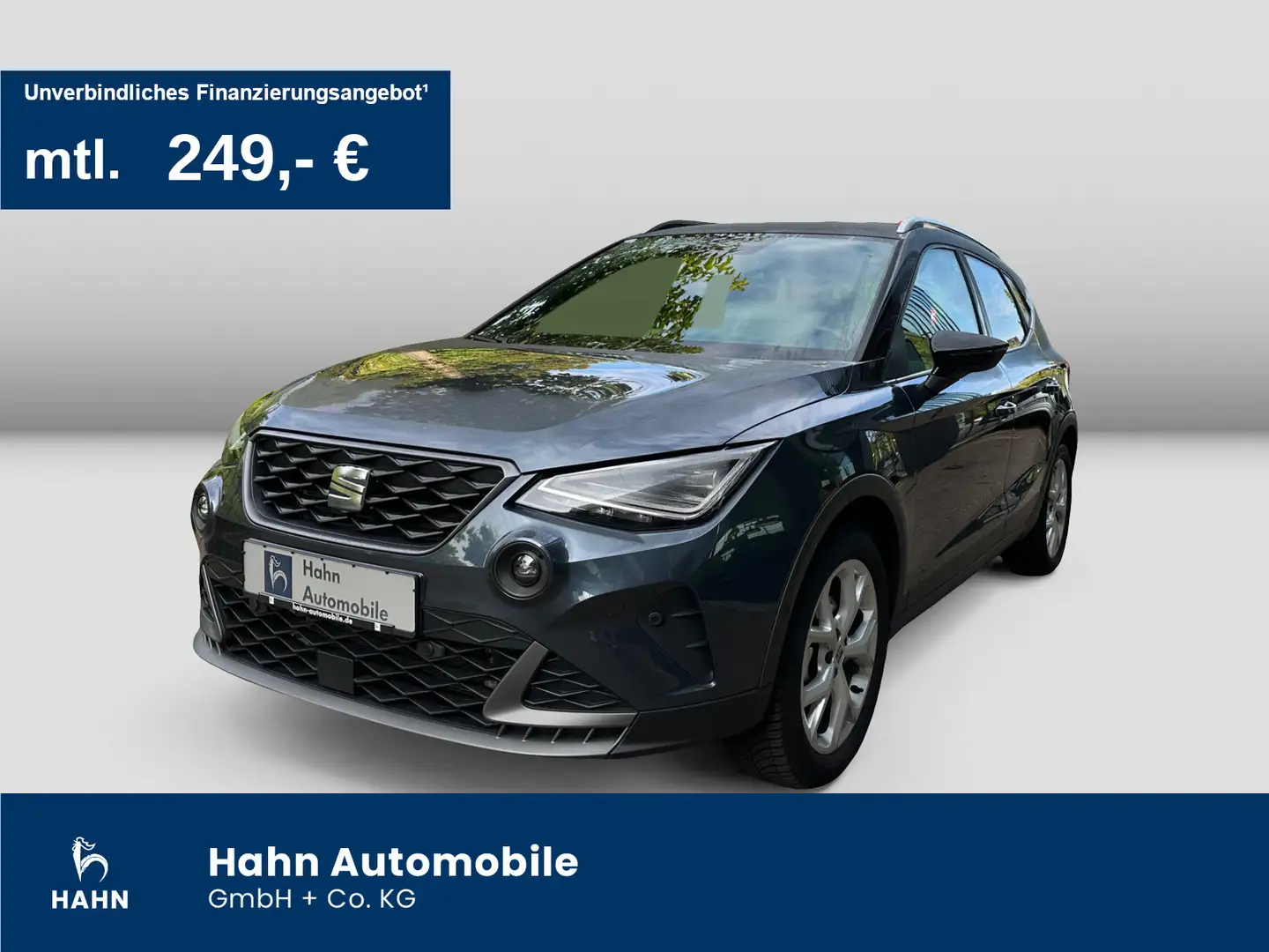 SEAT Arona 1.5TSI DSG FR LED ACC Navi CAM Sitzhzg APP Grau - 1