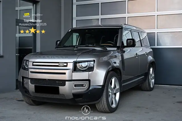 Land Rover Defender 110 P400e X-Dynamic