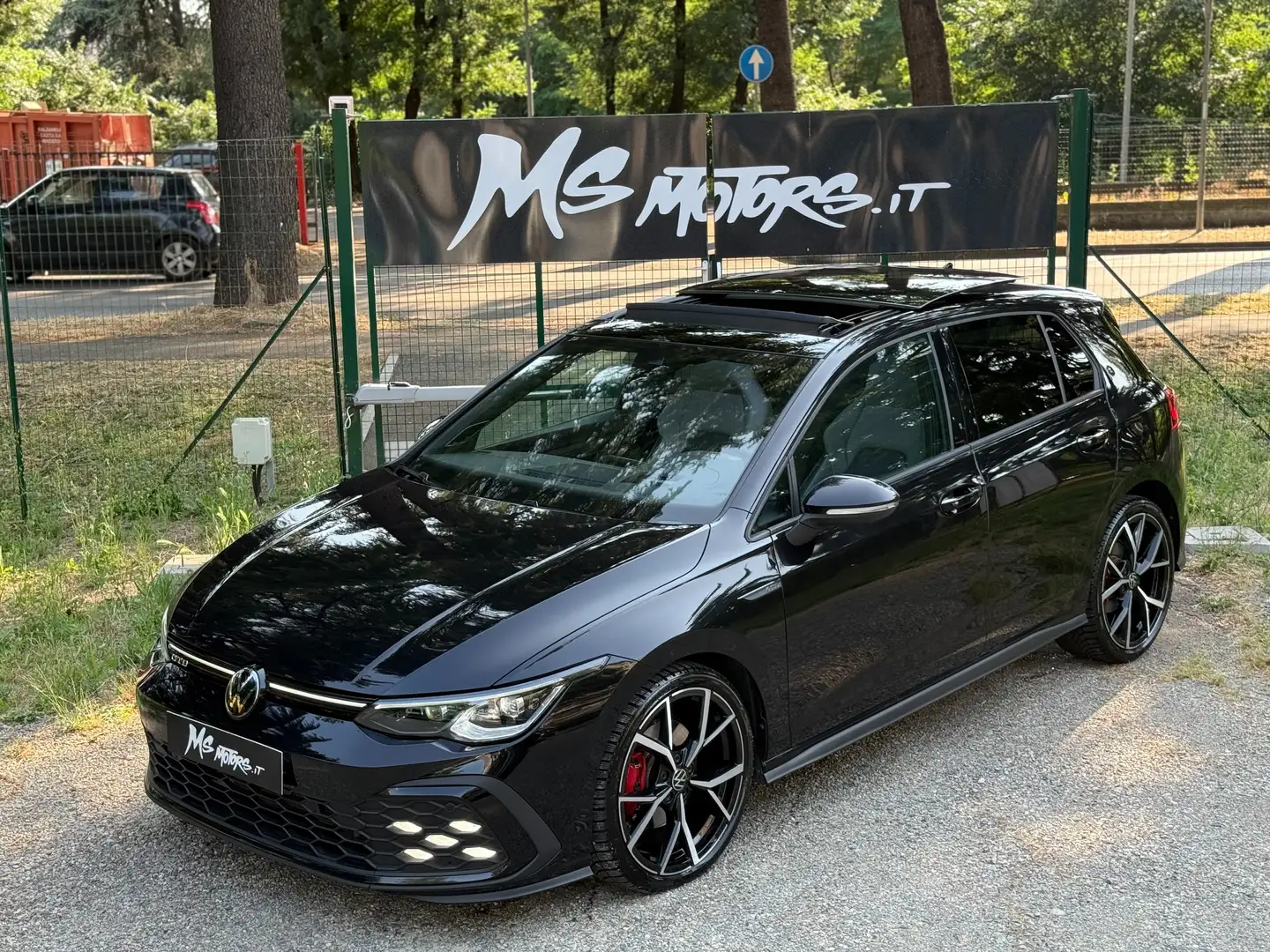 Volkswagen Golf GTD 2.0 tdi GTD 200cv dsg TETTO-PELLE-19-HEAD UP-SOUND Чорний - 2