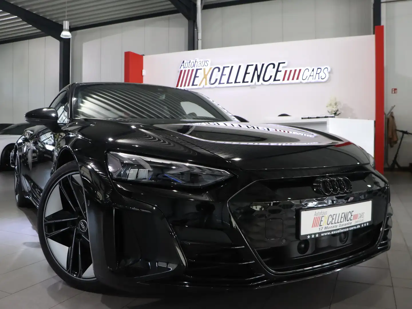 Audi RS e-tron GT RS QUATTRO S-LINE ALL-BLACK CARBON Schwarz - 1