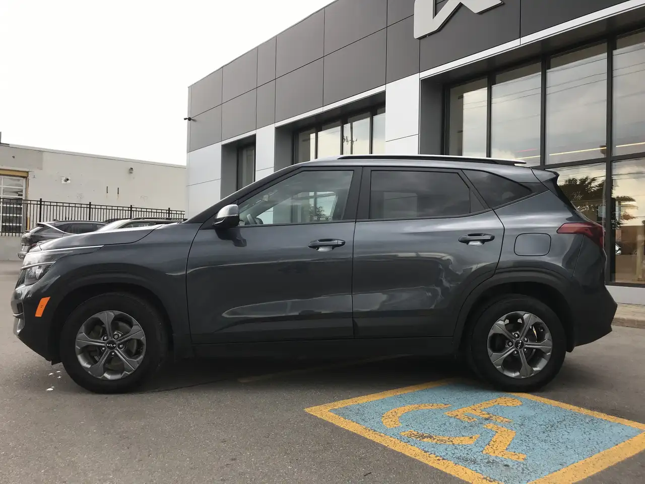 Kia Seltos photo Kia Seltos