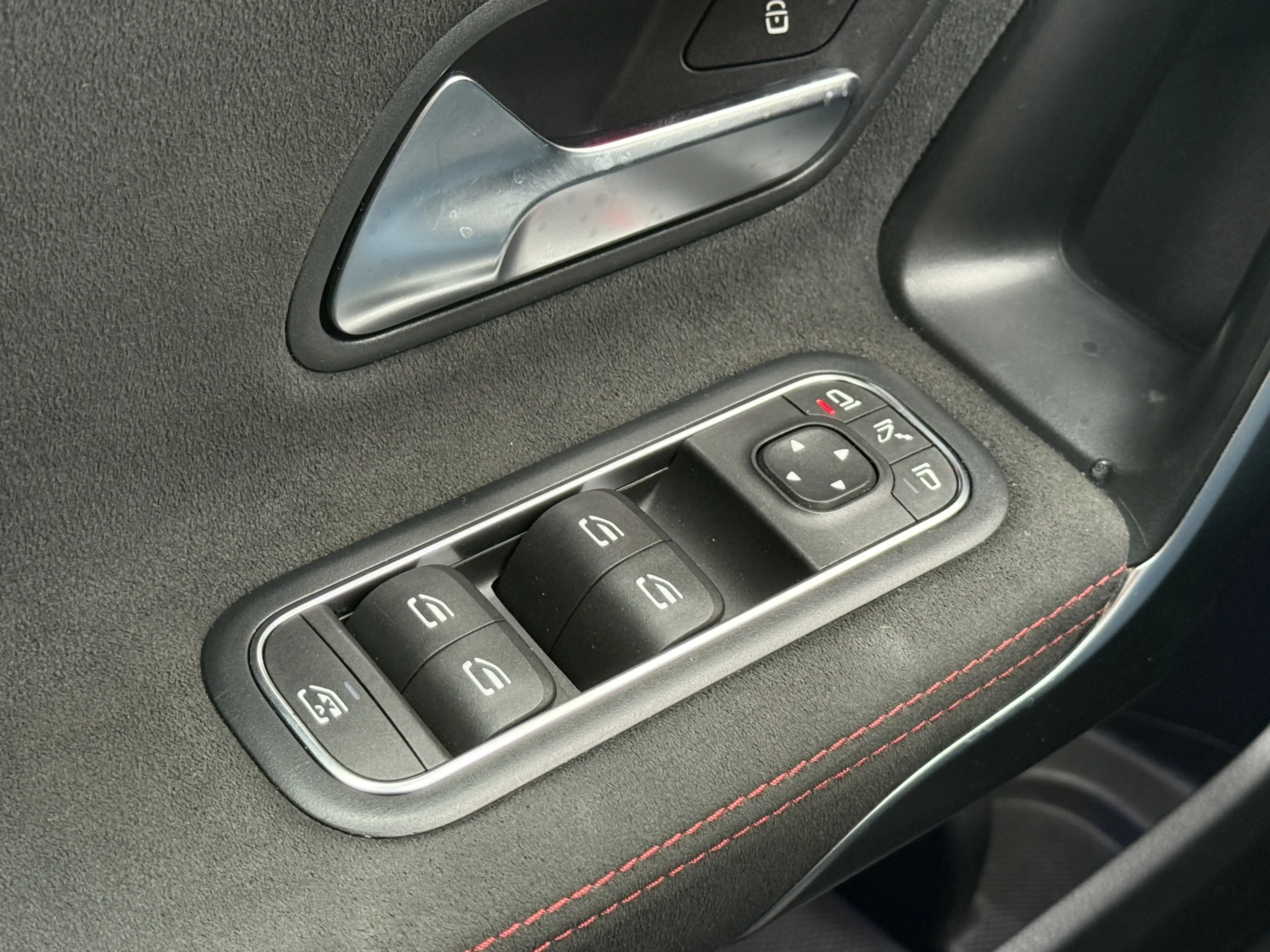 Mercedes-Benz A 220 4MATIC Premium | Panoramadak | Sfeerverlichting | — photo 21