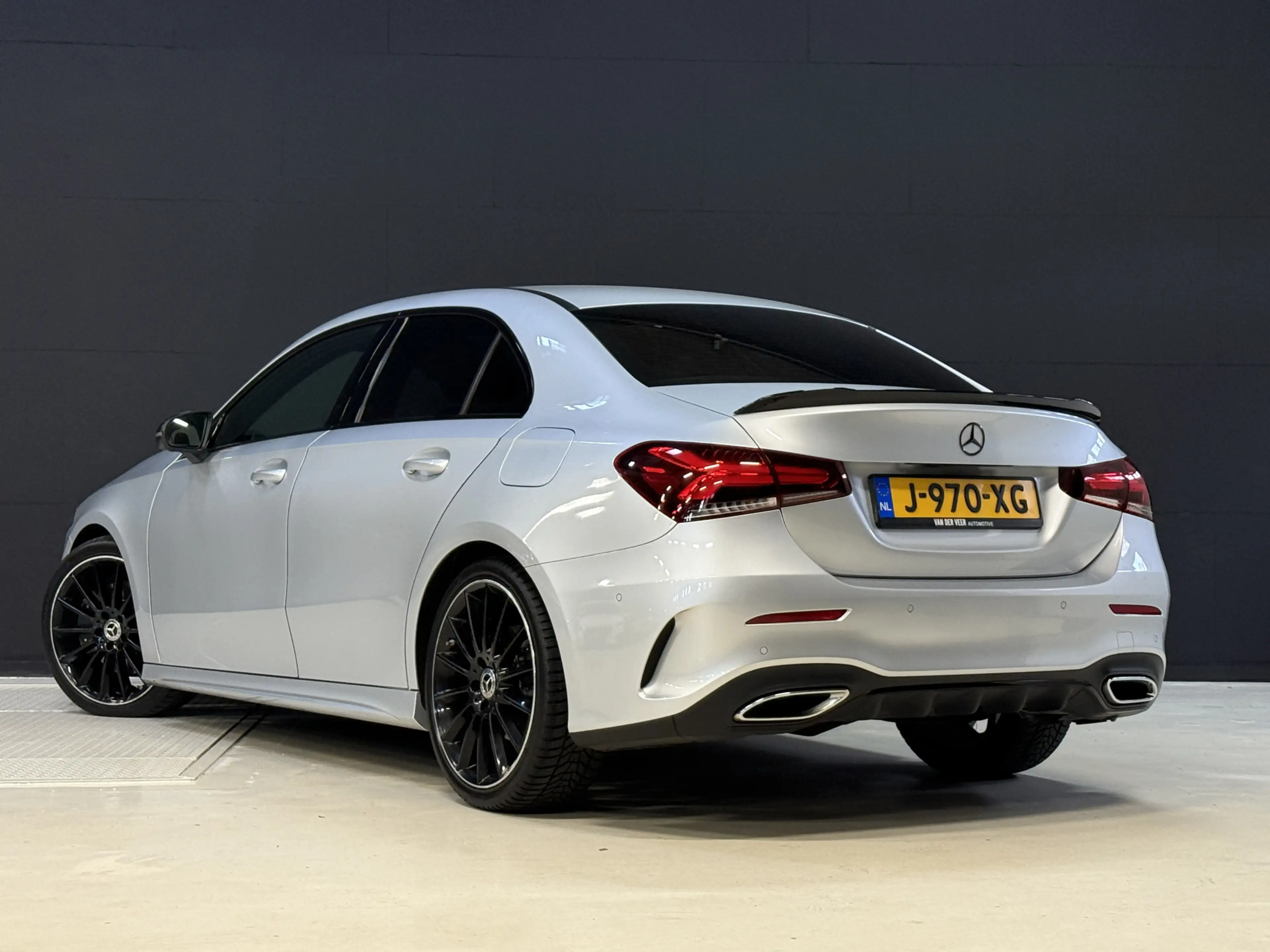 Mercedes-Benz A 220 4MATIC Premium | Panoramadak | Sfeerverlichting | — photo 6