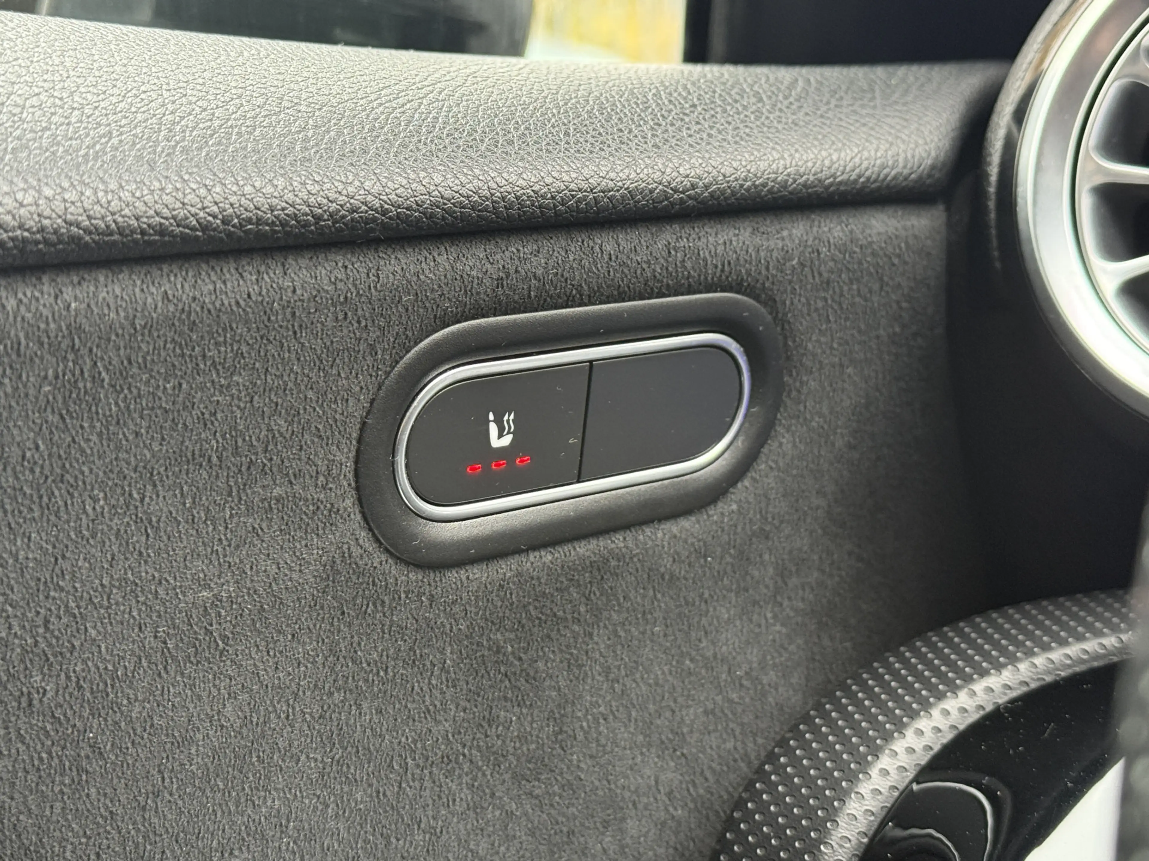 Mercedes-Benz A 220 4MATIC Premium | Panoramadak | Sfeerverlichting | — photo 23