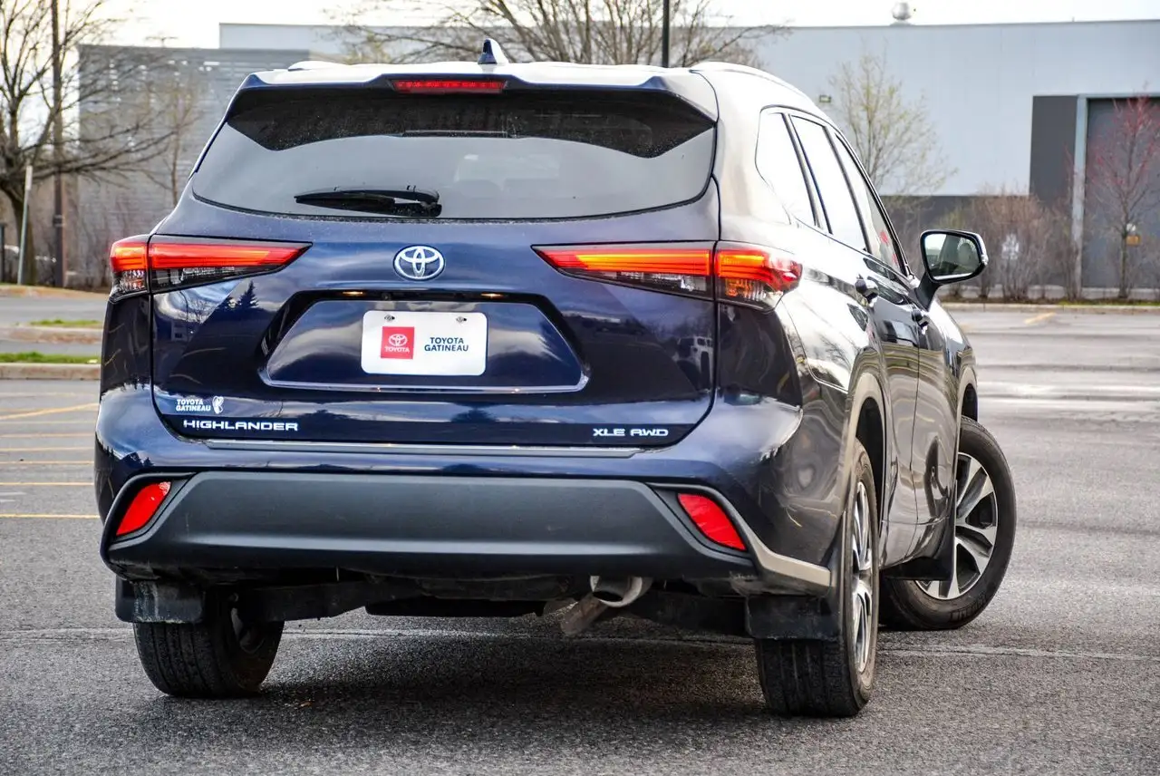 Toyota Highlander снимка Toyota Highlander