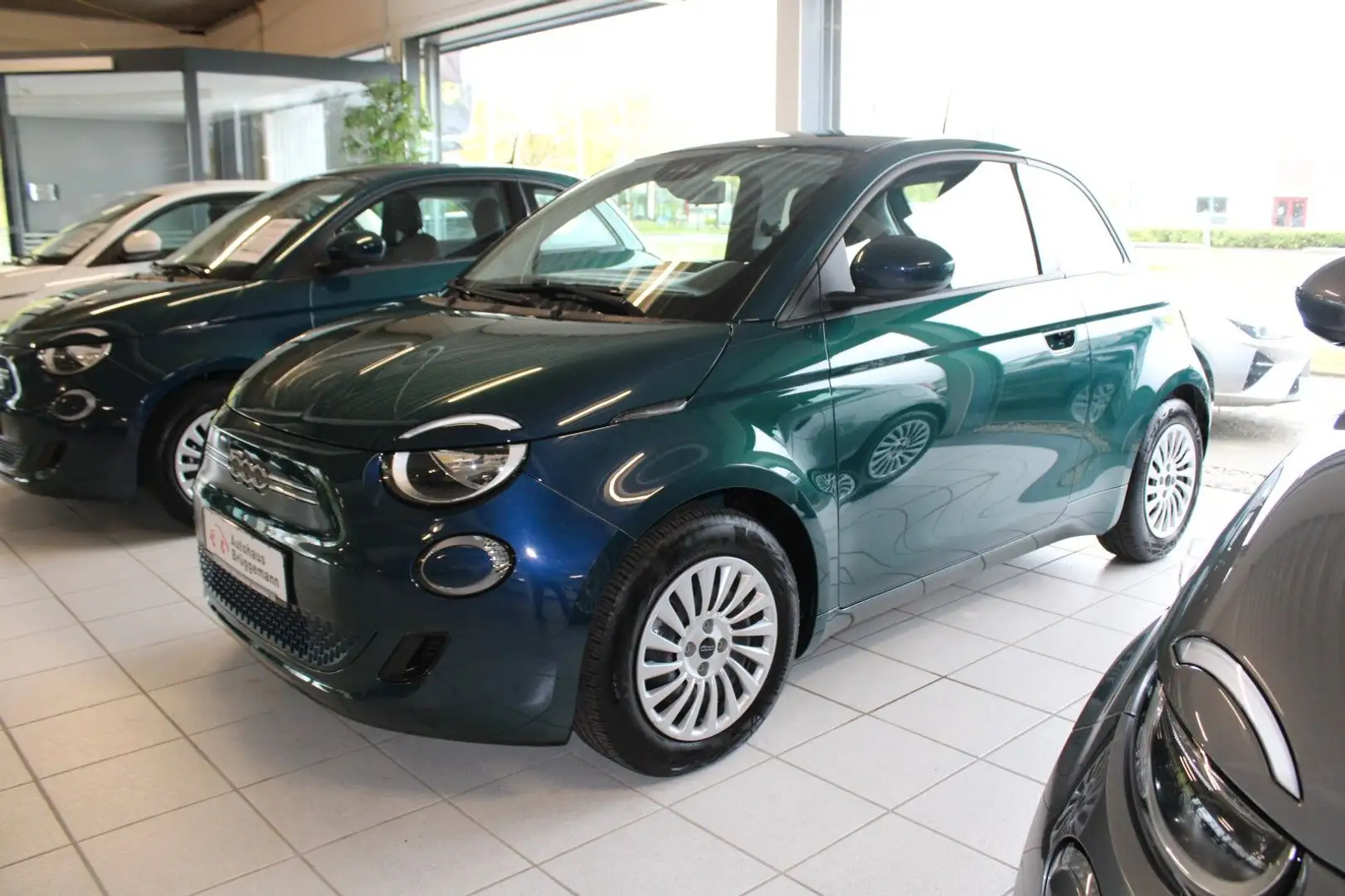 Fiat 500e zelena - 1