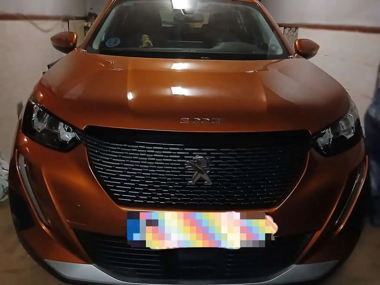 Peugeot 2008 Allure BlueHDI 100 S&S BVM6 Naranja - 1
