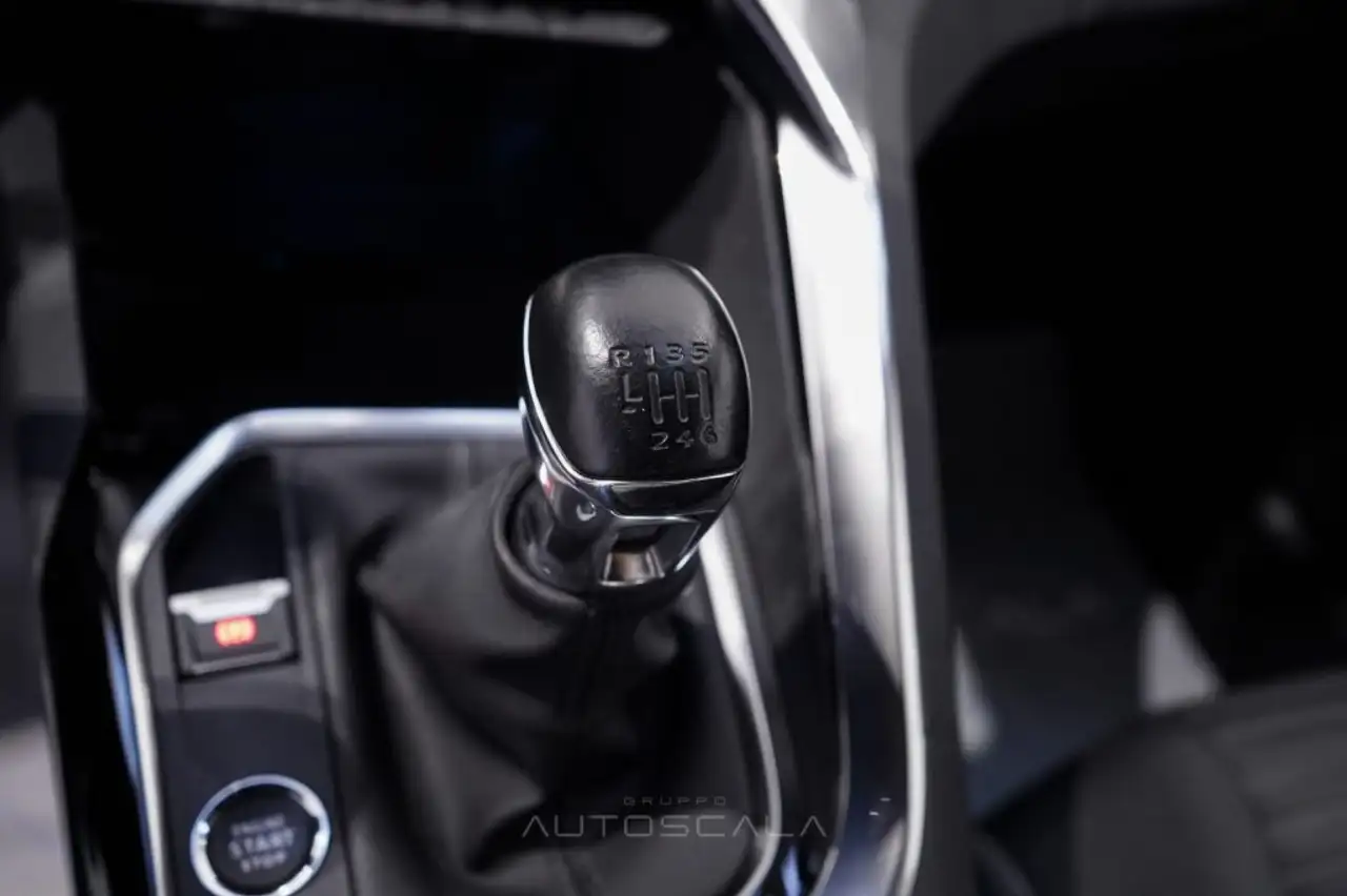 Peugeot 5008 1.2 PureTech Turbo 130cv S&S Active Pack 18