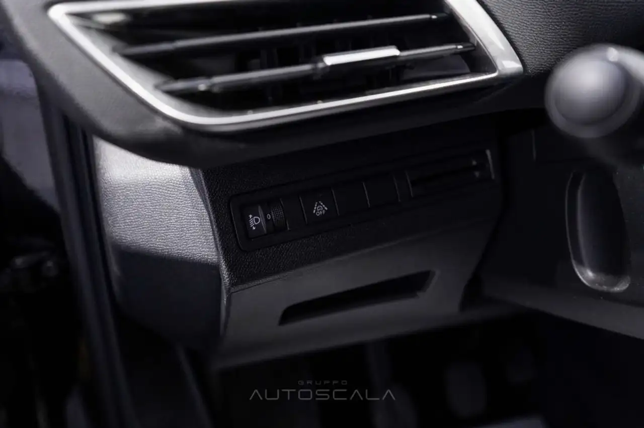 Peugeot 5008 1.2 PureTech Turbo 130cv S&S Active Pack 11