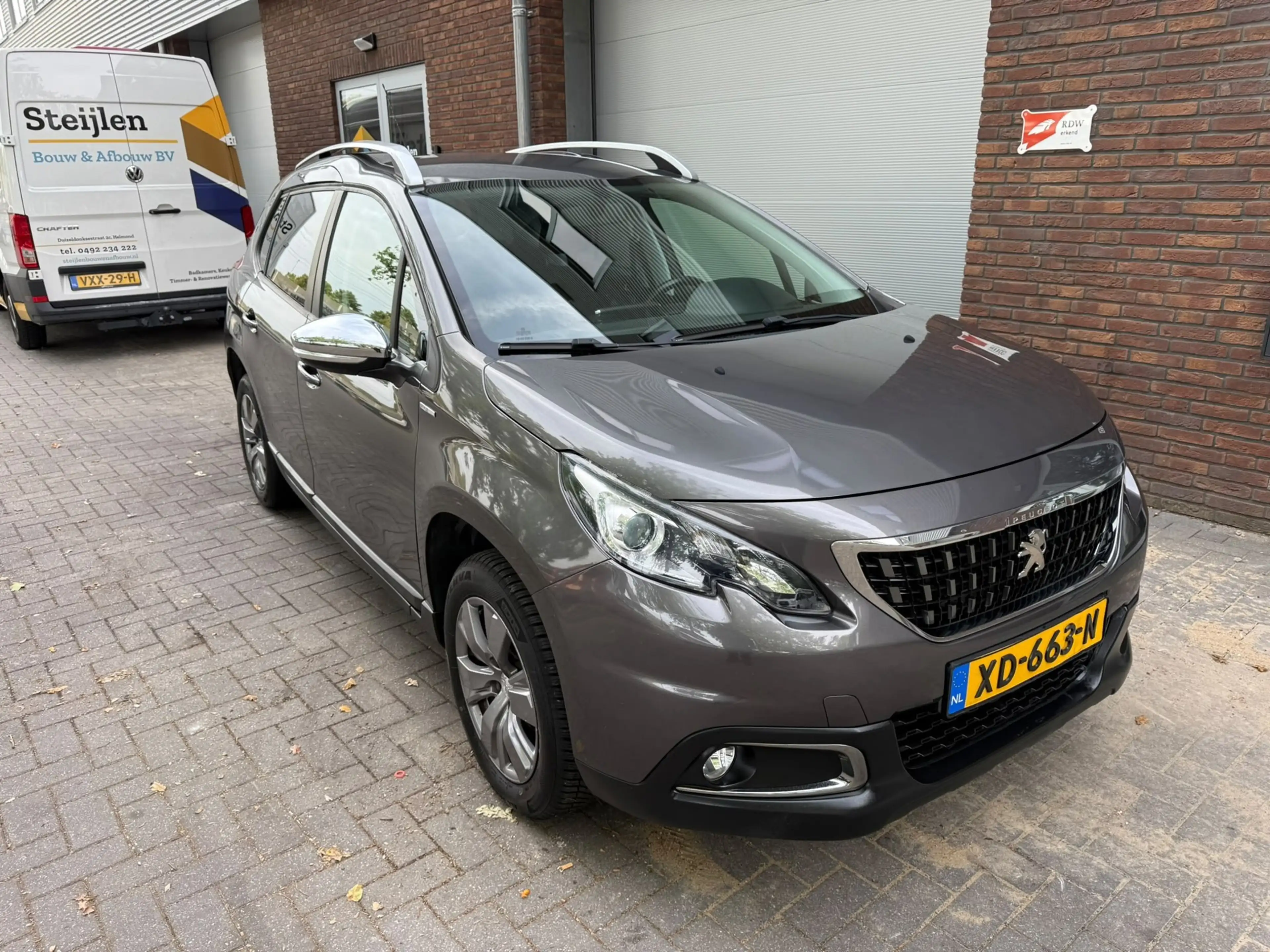 Peugeot 2008 1.2 PureTech Active|AIRCO|NAVI|NIEUWE APK — photo 2