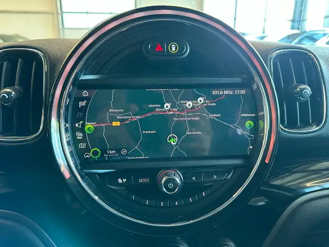Mini Cooper view 14