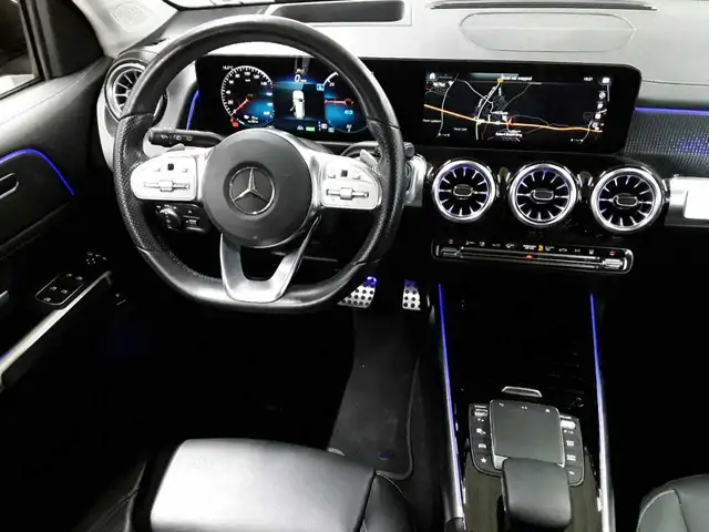 Mercedes-Benz EQB view 10