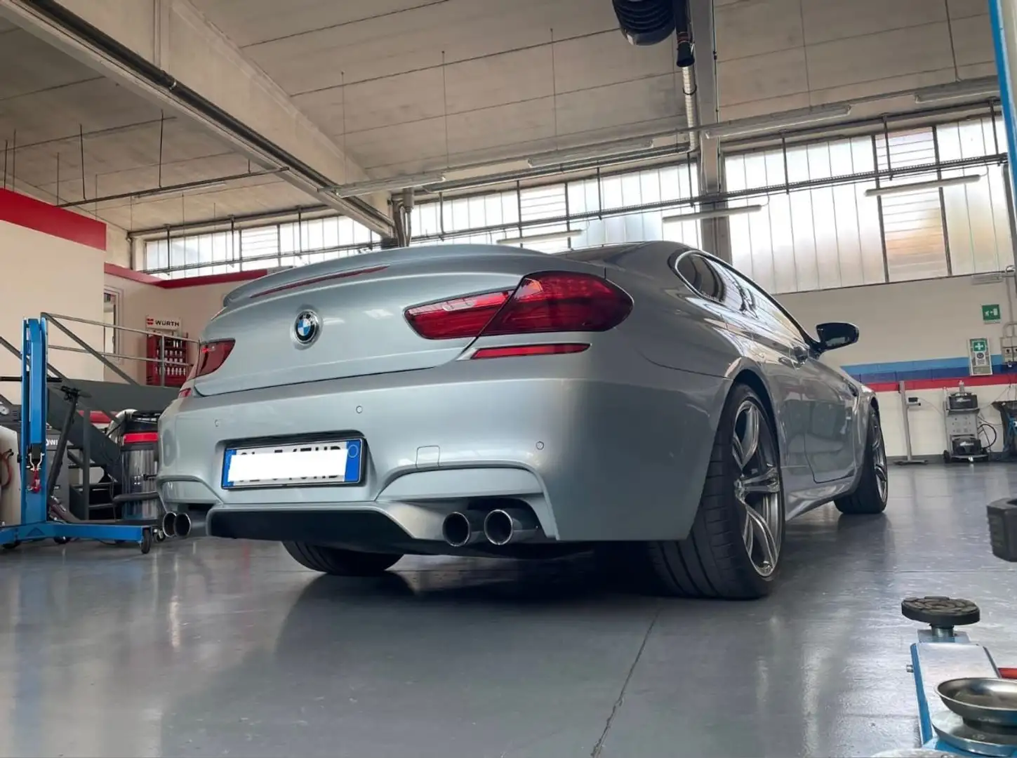 BMW M6 M6 Coupe 4.4 V8 560cv auto Zilver - 1