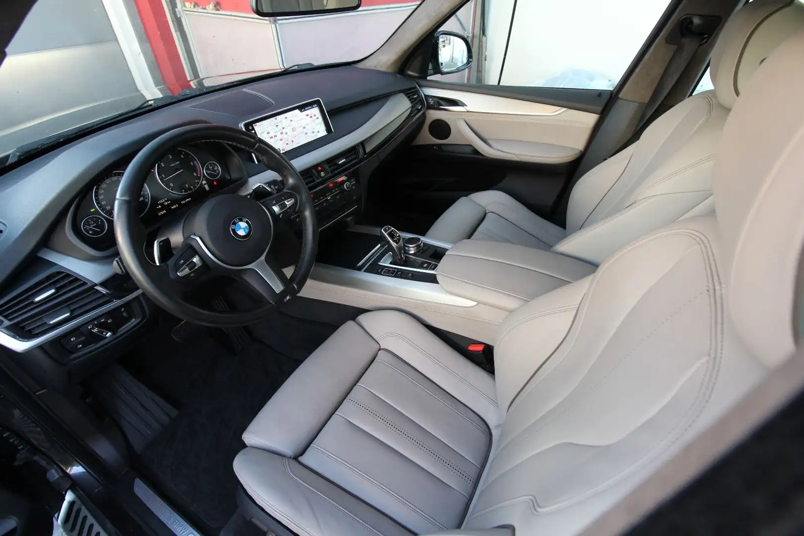 BMW X5 xDrive 30 d~Design Pure Experience~ Gris - 2