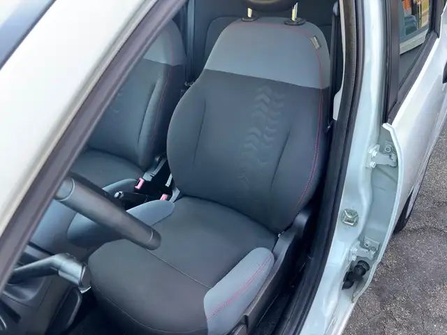 Fiat Panda view 8