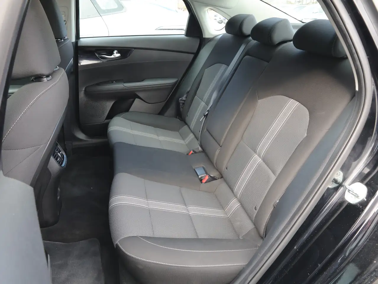 Kia Forte снимка Kia Forte