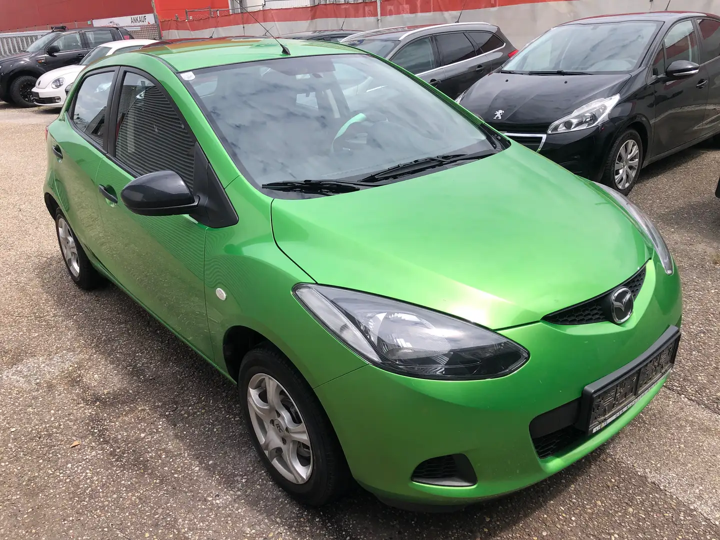 Mazda 2 1,3i CE Pro #GUTER ZUSTAND#1 BESITZ#WENIG KM# Verde - 2