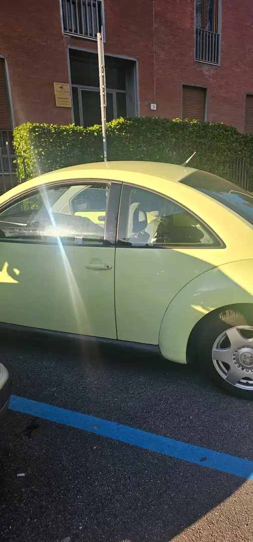 Volkswagen Beetle Galben - 1