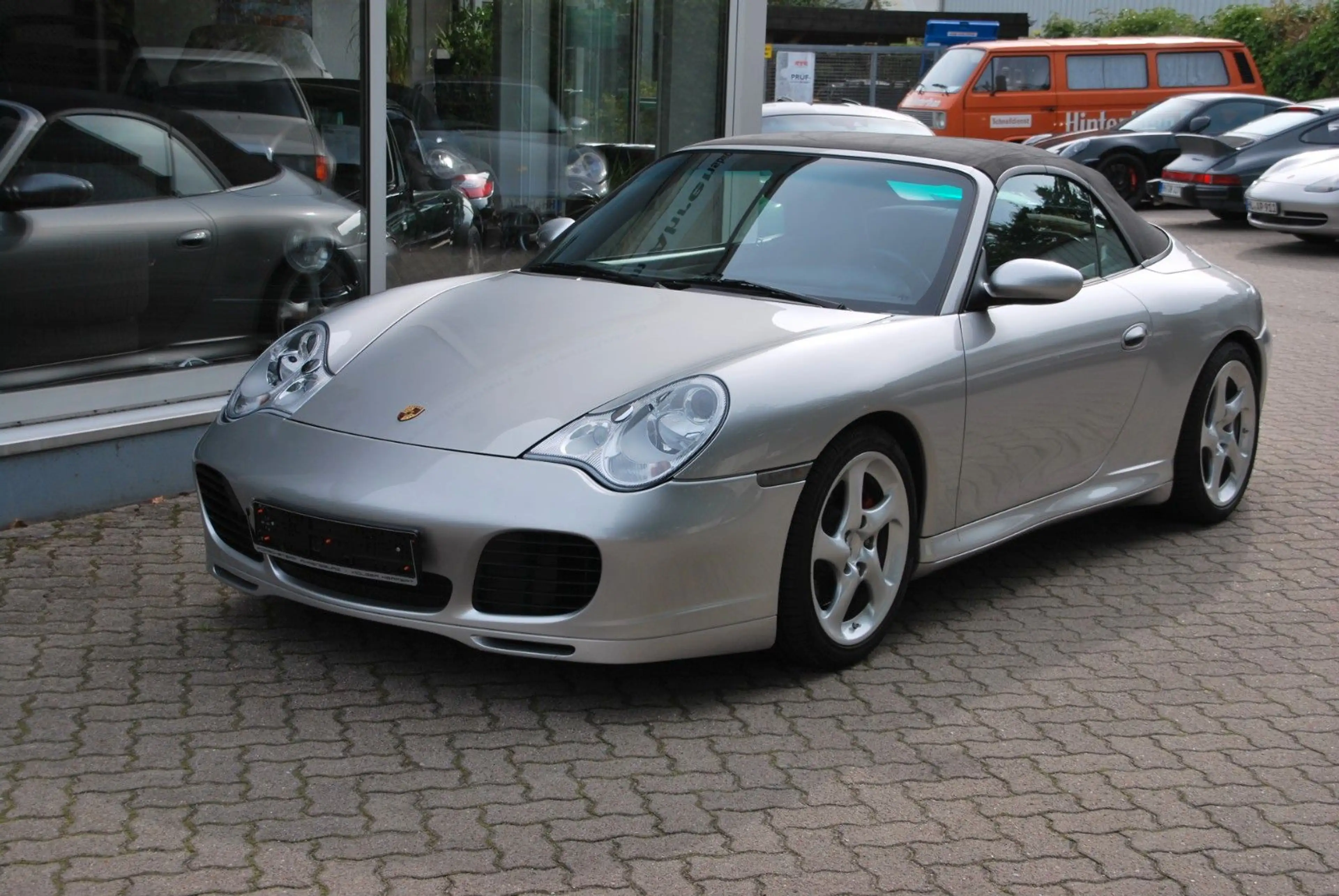 Porsche 996 Carrera 4S,Erstlack,Schalter. — photo 3