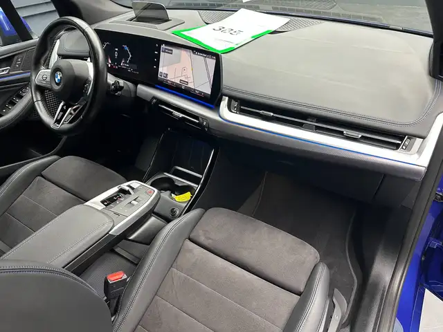 BMW 2 Series view 11