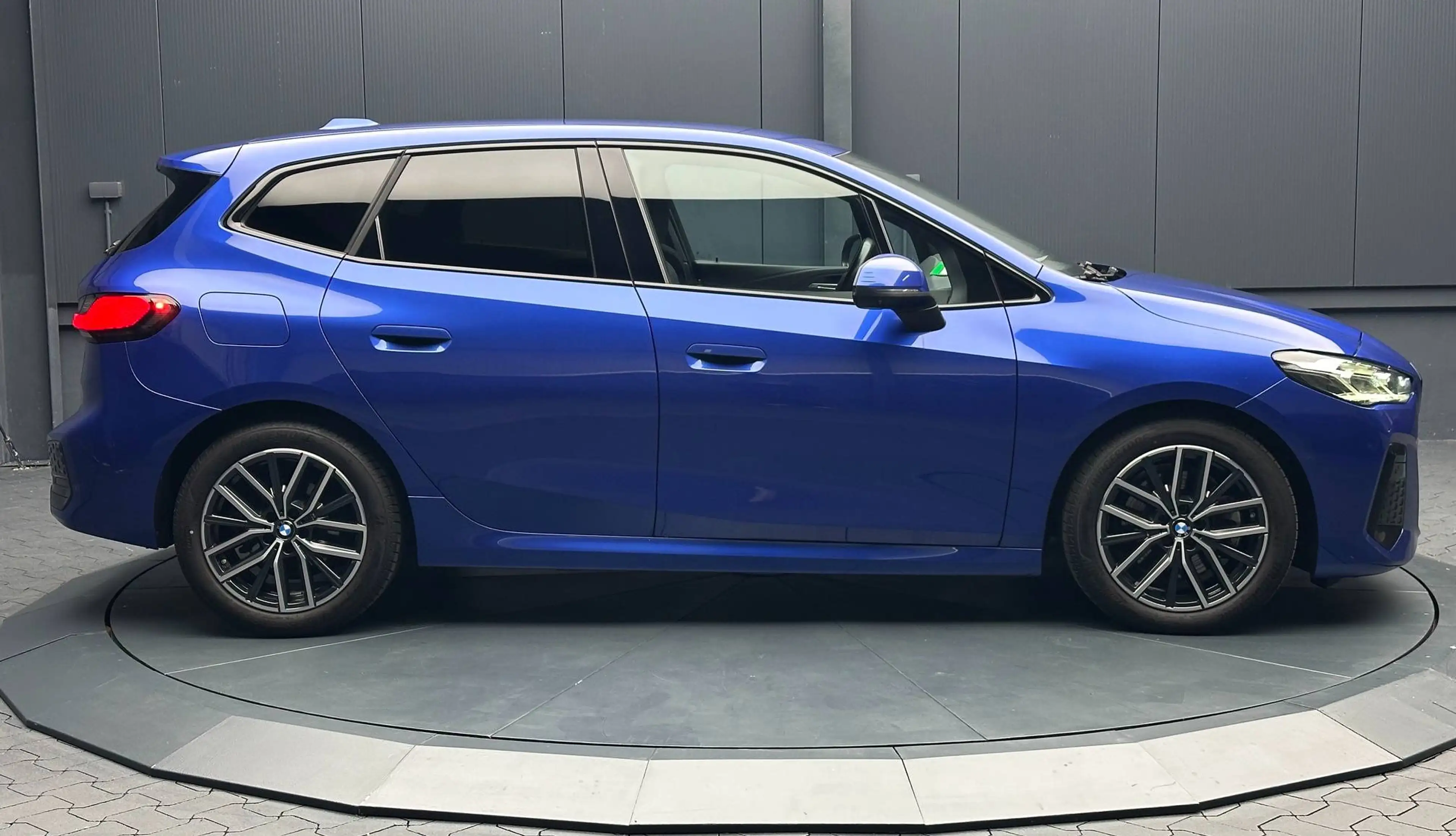 BMW 223 i Active Tourer M-Sport *18Zoll*INNOVATION*AHK*KAMERA* — photo 6
