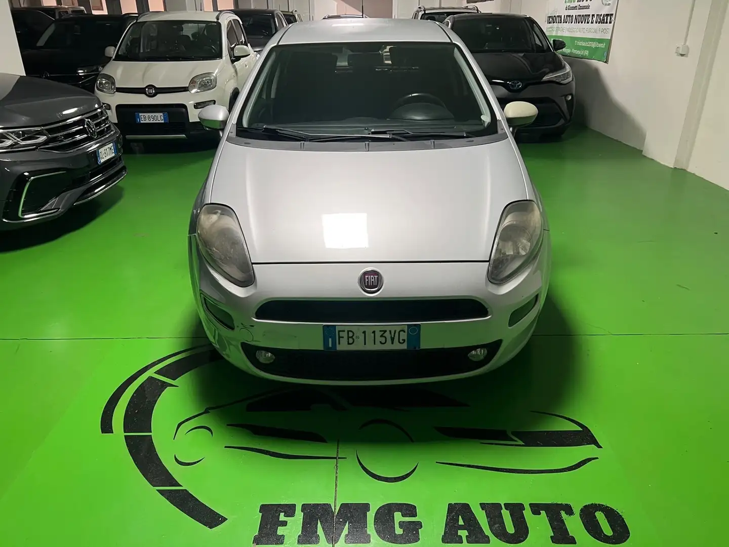 Fiat Punto Punto Gris - 2