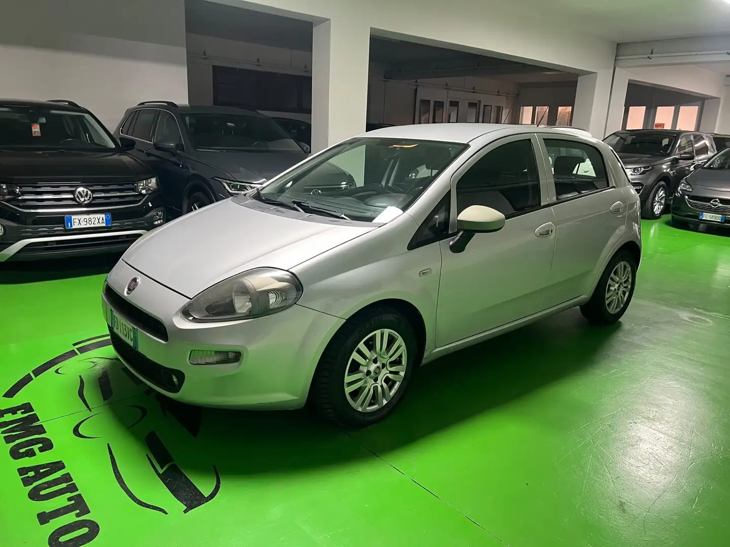 Fiat Punto Punto Gris - 1