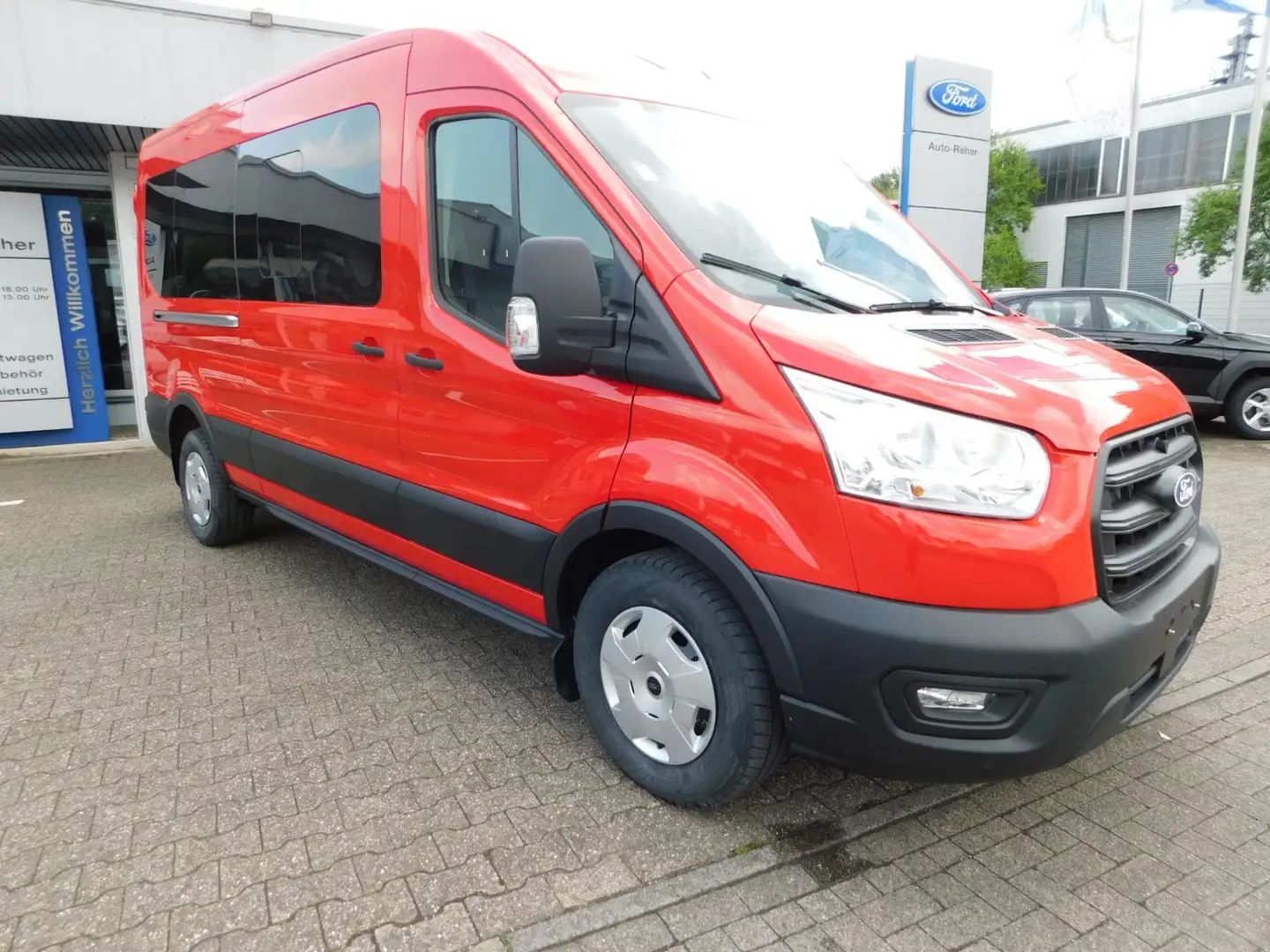 Ford Transit Kombi 350 L3H2 V363 Trend Autom. 9 Sitze Rojo - 1