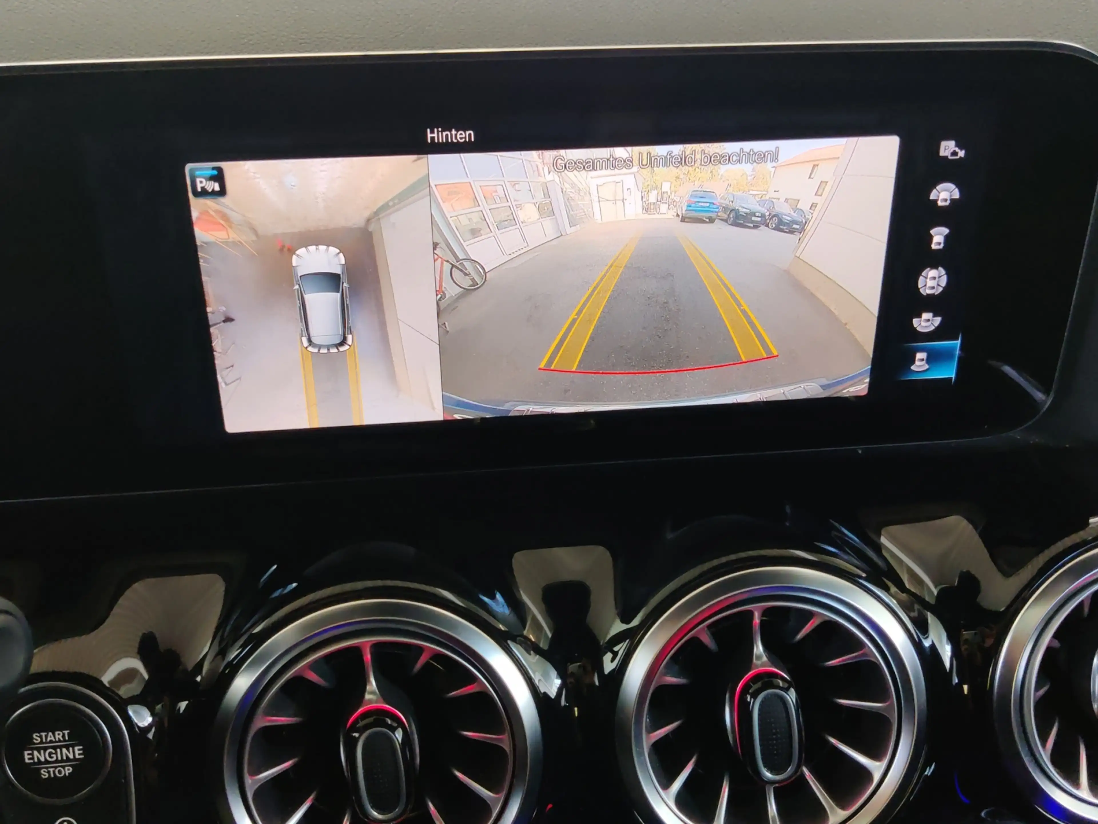 Mercedes-Benz GLA 250 Progressive — photo 13