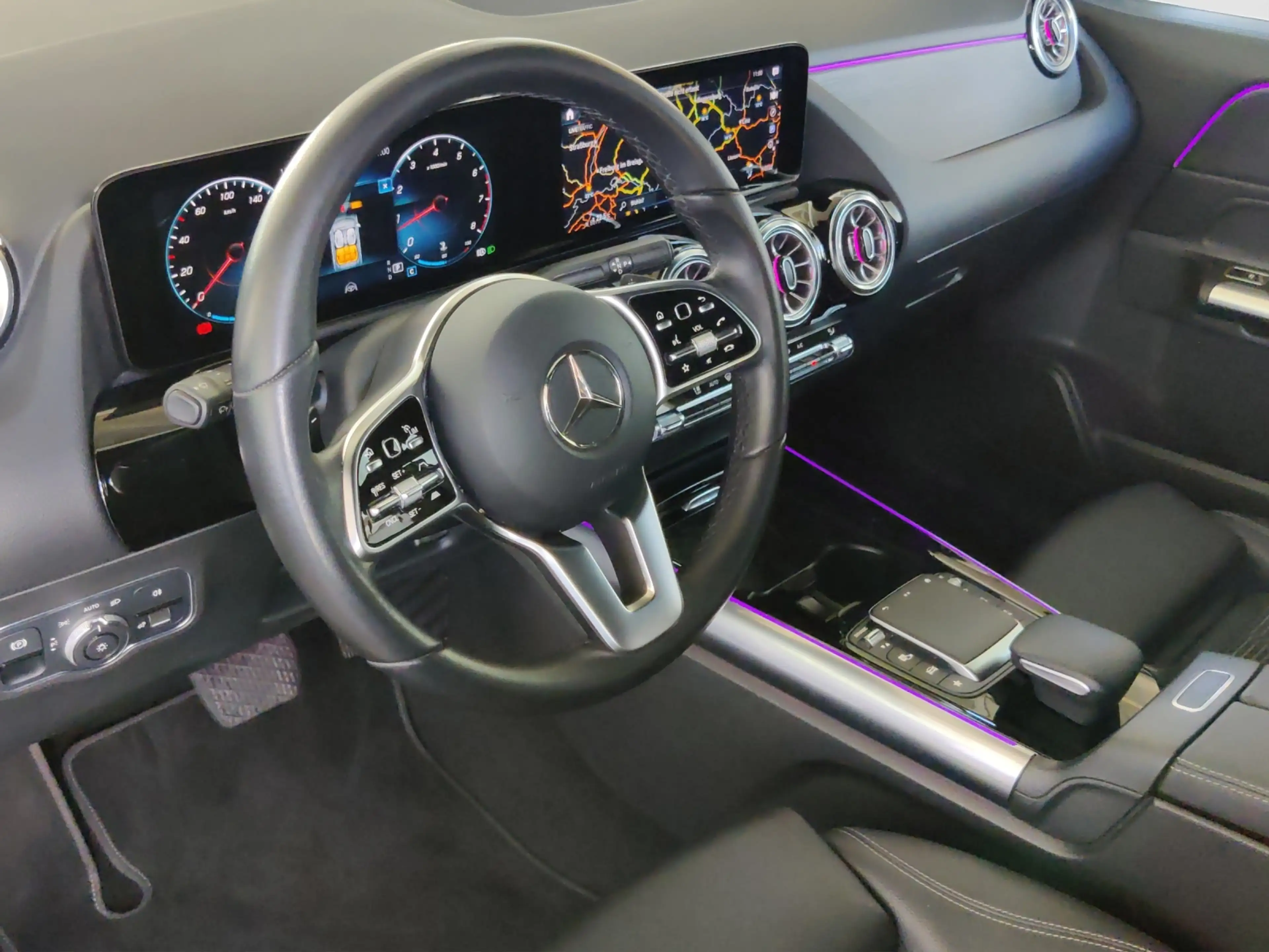 Mercedes-Benz GLA 250 Progressive — photo 7