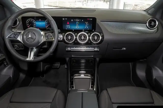 Mercedes-Benz B Class view 10