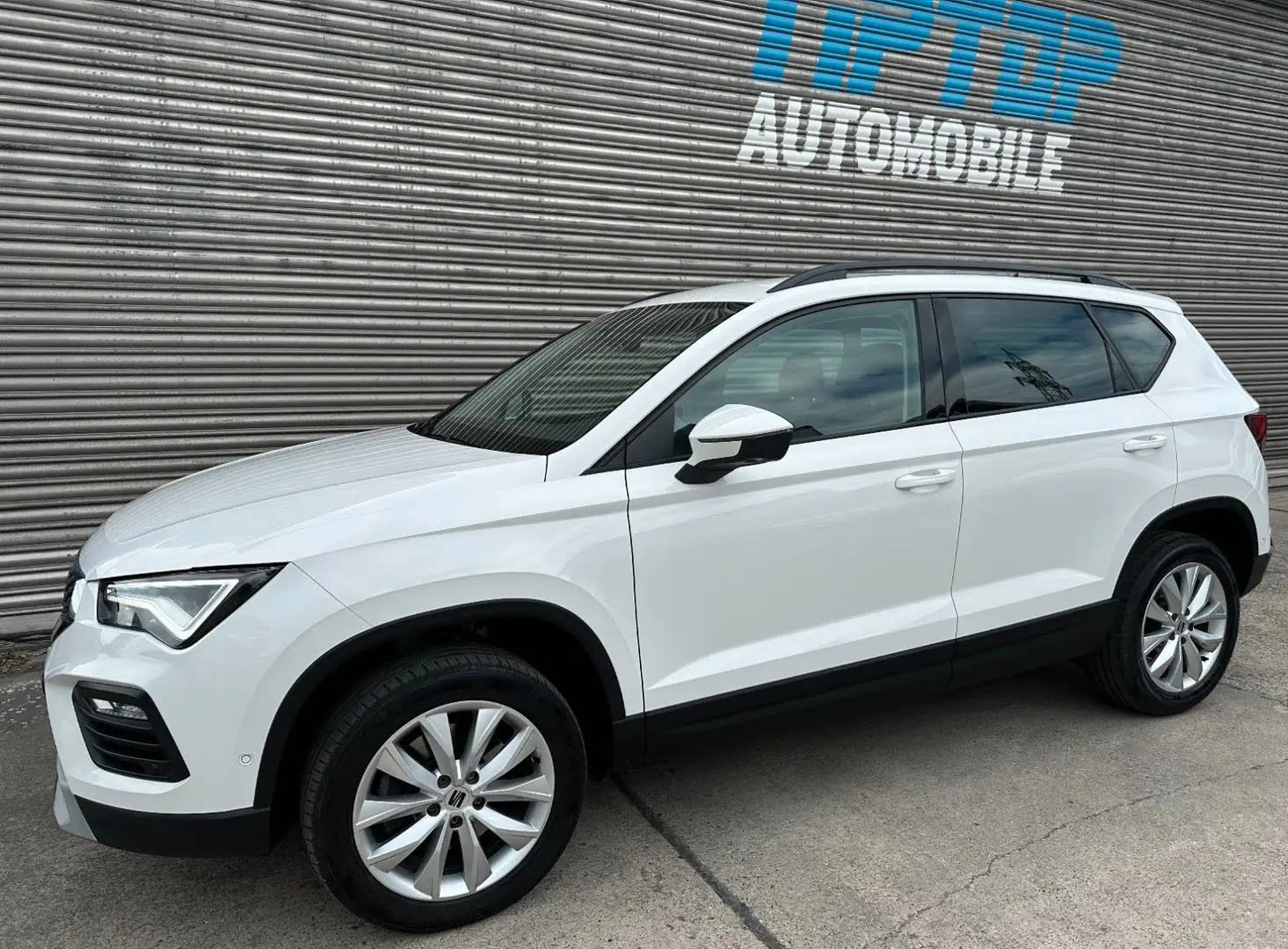 SEAT Ateca Style*LED*NAVI*PARKASSIST* Weiß - 1