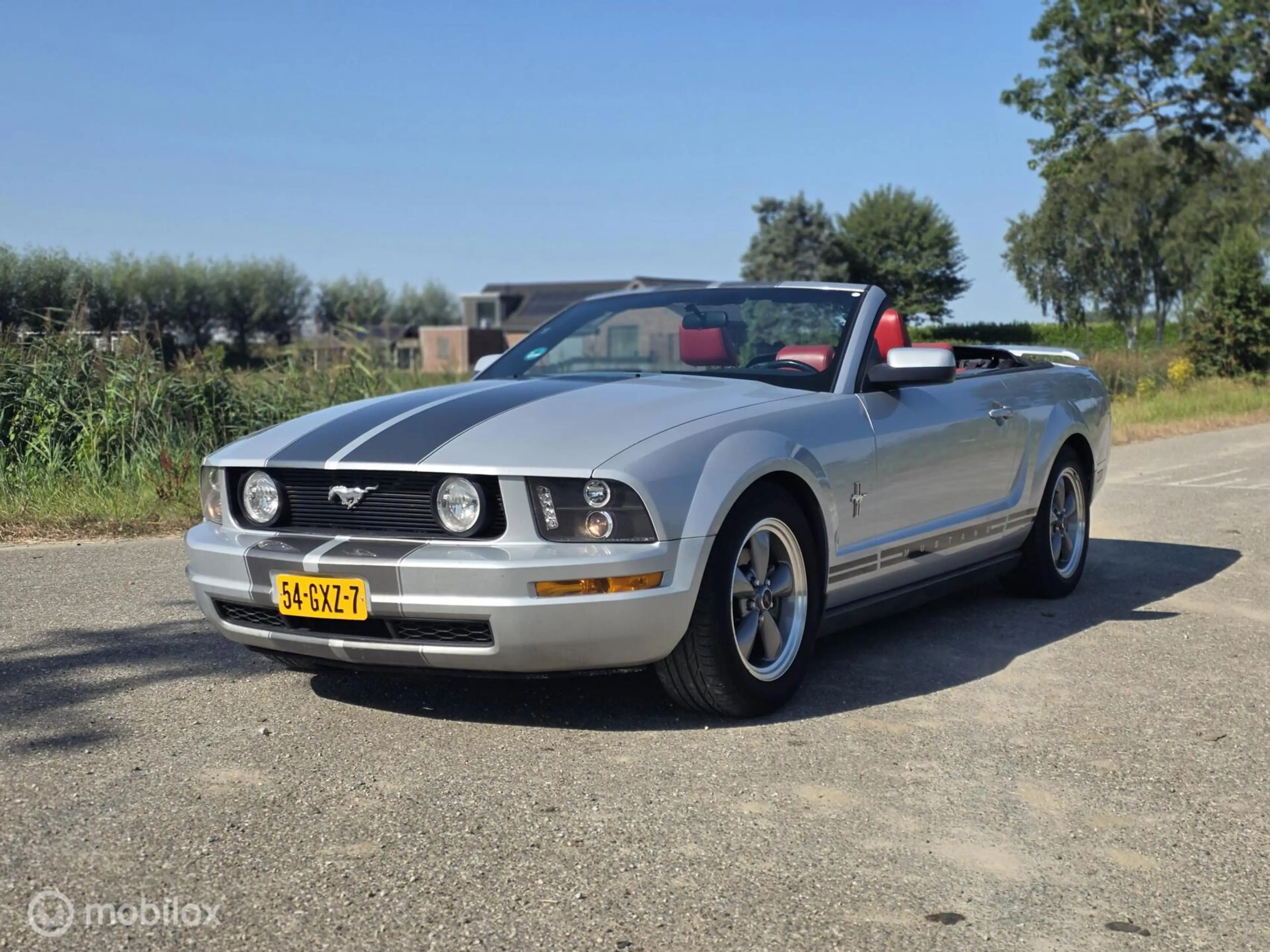 Ford Mustang USA 4.0 V6 — photo 11