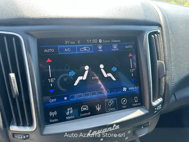 Maserati Levante view 21