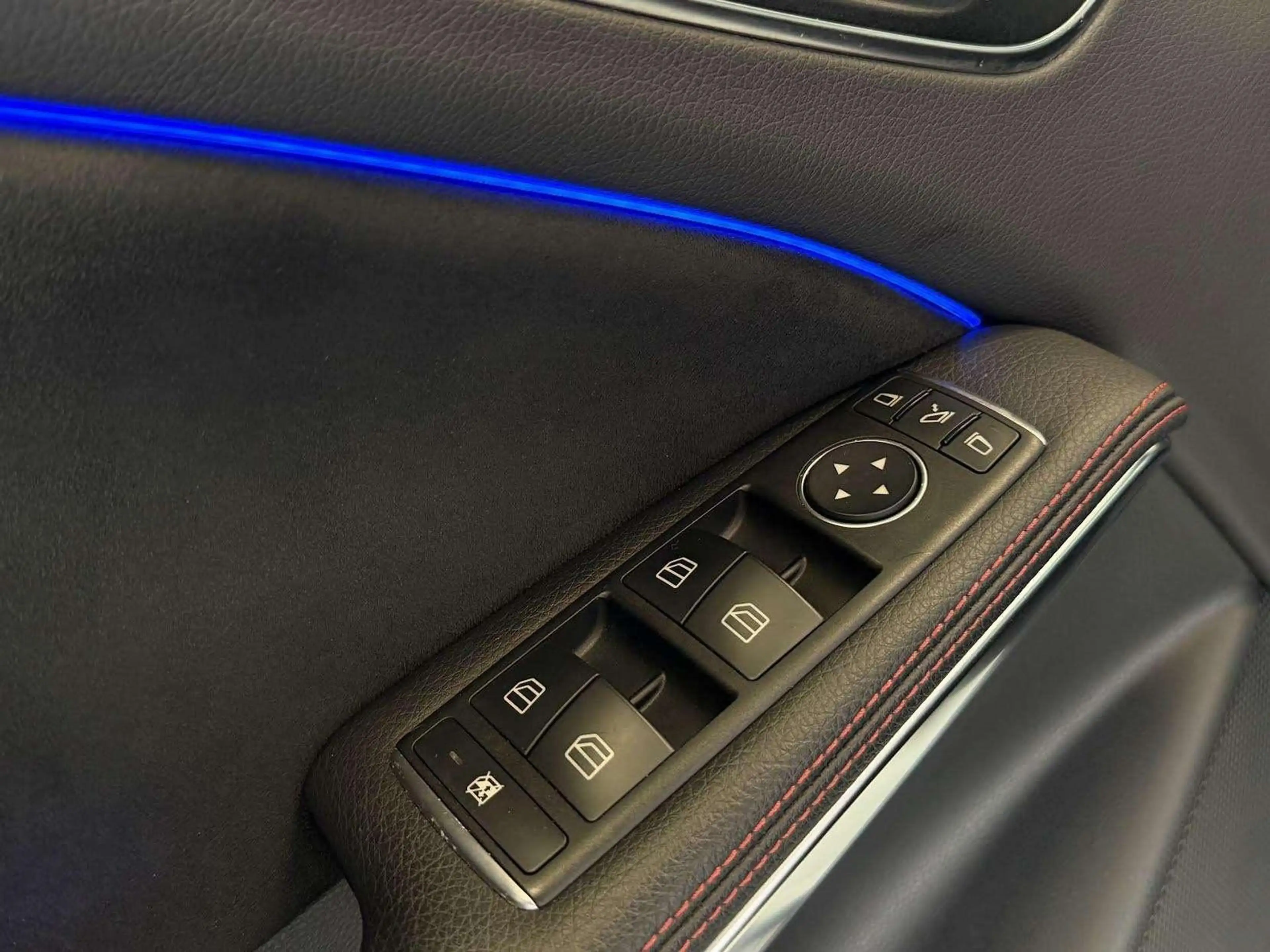 Mercedes-Benz A 45 AMG A 45 AMG 4Matic AERO PAKET PANO KAMERA — photo 12