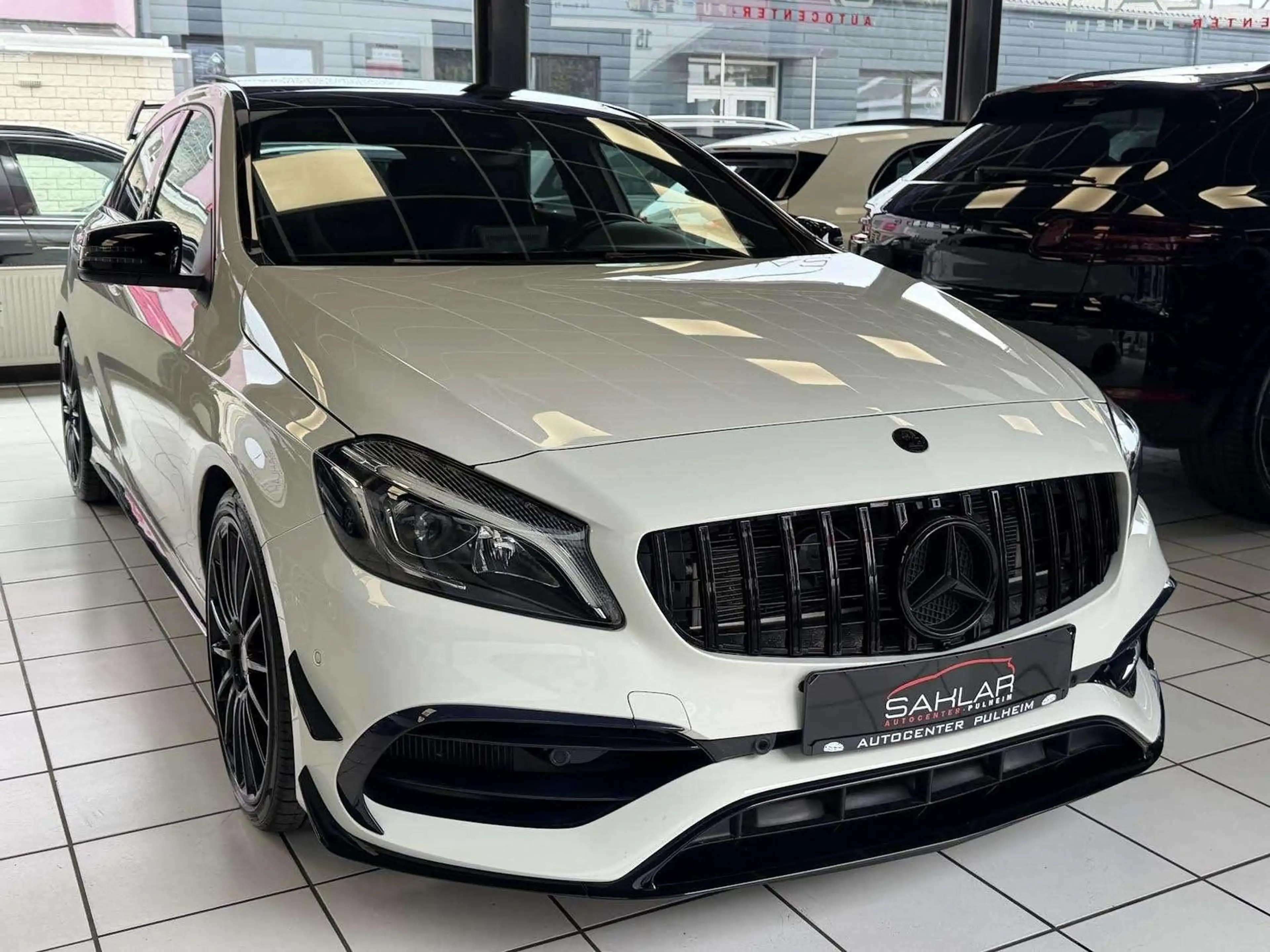 Mercedes-Benz A 45 AMG A 45 AMG 4Matic AERO PAKET PANO KAMERA — photo 4